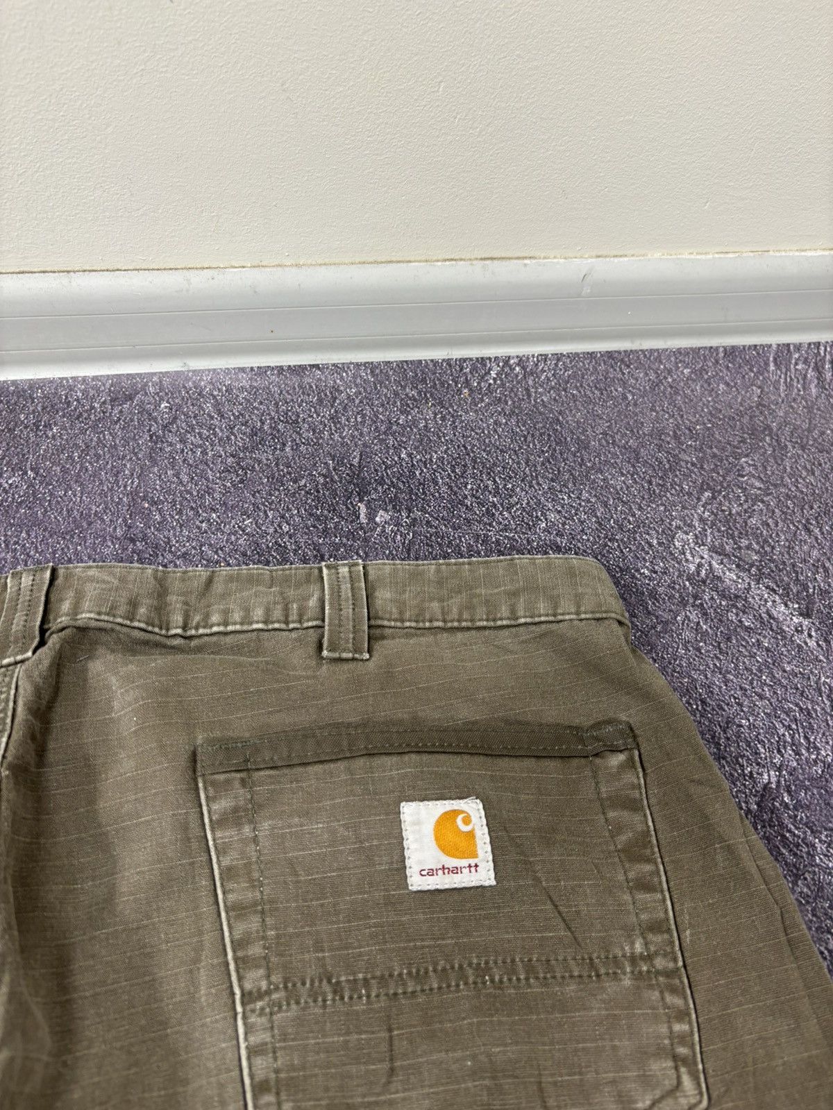 Carhartt Vintage Carhartt Y2K Khaki Workwear Hype Baggy Cargo Pants Size US 40 / EU 56 - 10 Thumbnail