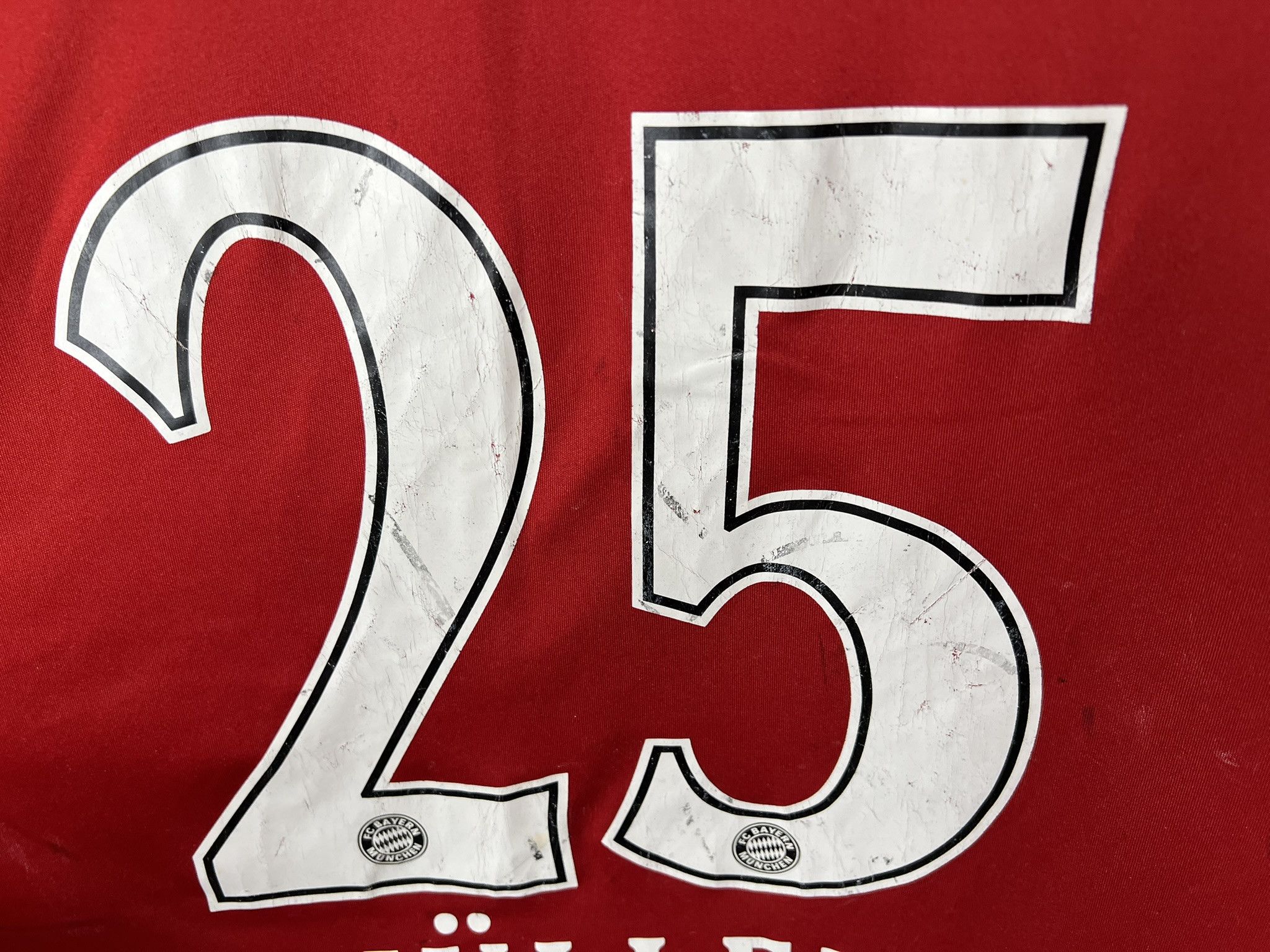 Adidas MULLER #25 BAYERN MUNICH 2010-11 HOME FOOTBALL SOCCER SHIRT Size US L / EU 52-54 / 3 - 3 Thumbnail