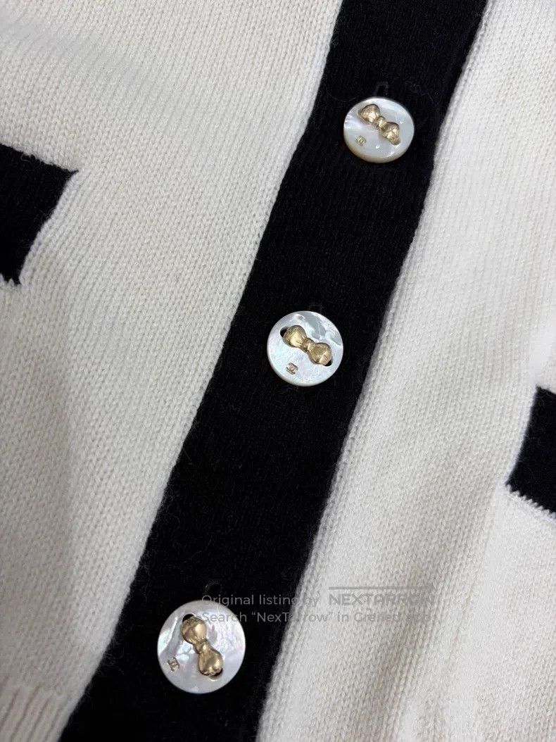 Chanel Chanel White and black contrast colour bow gold buckle cas Size XXS / US 00 / IT 34 - 3 Thumbnail