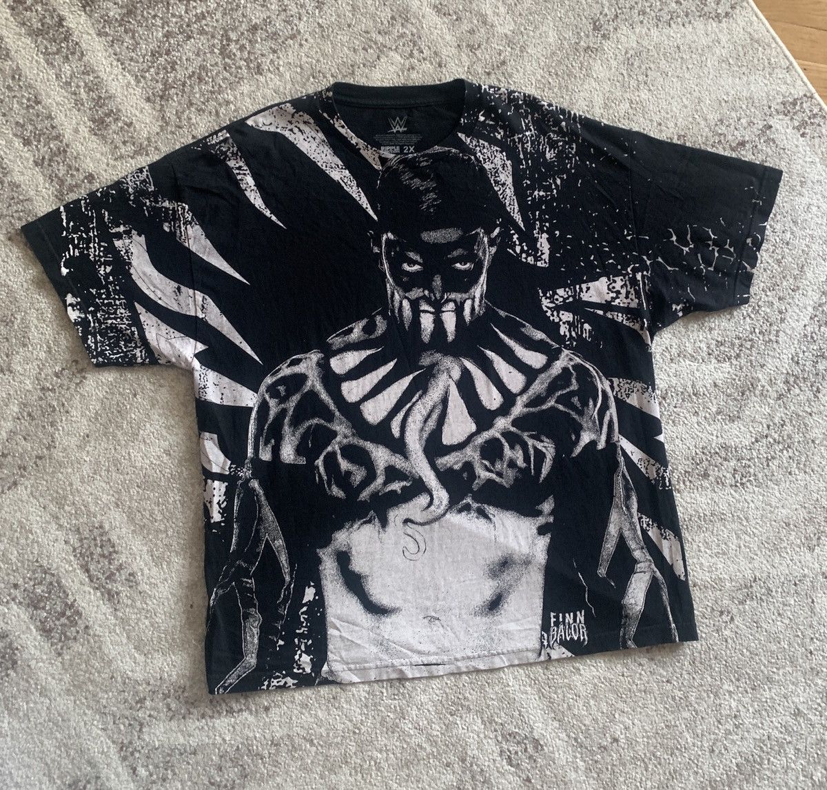 Vintage × WWE × WWF 🔥 Finn Balor All Over Tee Size US XL / EU 56 / 4 - 1 Thumbnail