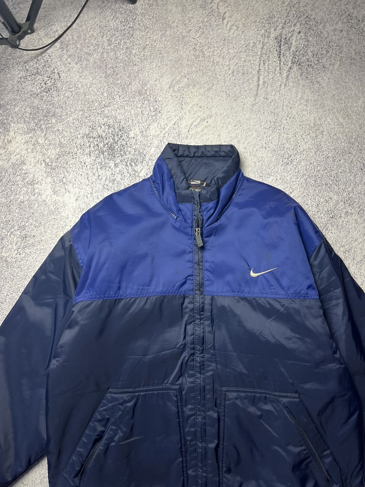Nike Nike Vintage Nylon Mini Swoosh Logo Light Jacket Size US S / EU 44-46 / 1 - 8 Thumbnail