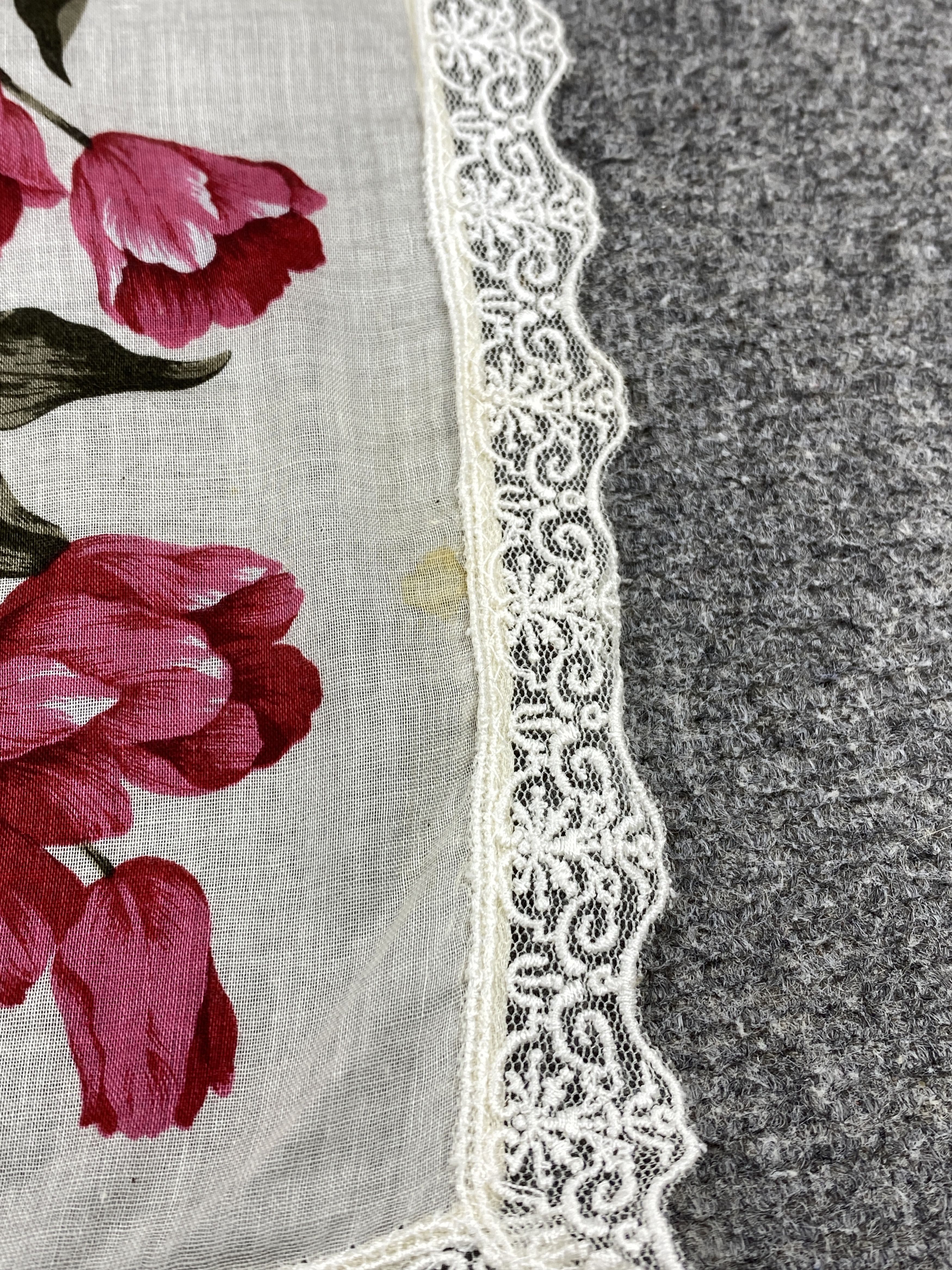 Other Vintage Nina Ricci Handkerchief / Neckerchief HKC1114 Size ONE SIZE - 7 Thumbnail