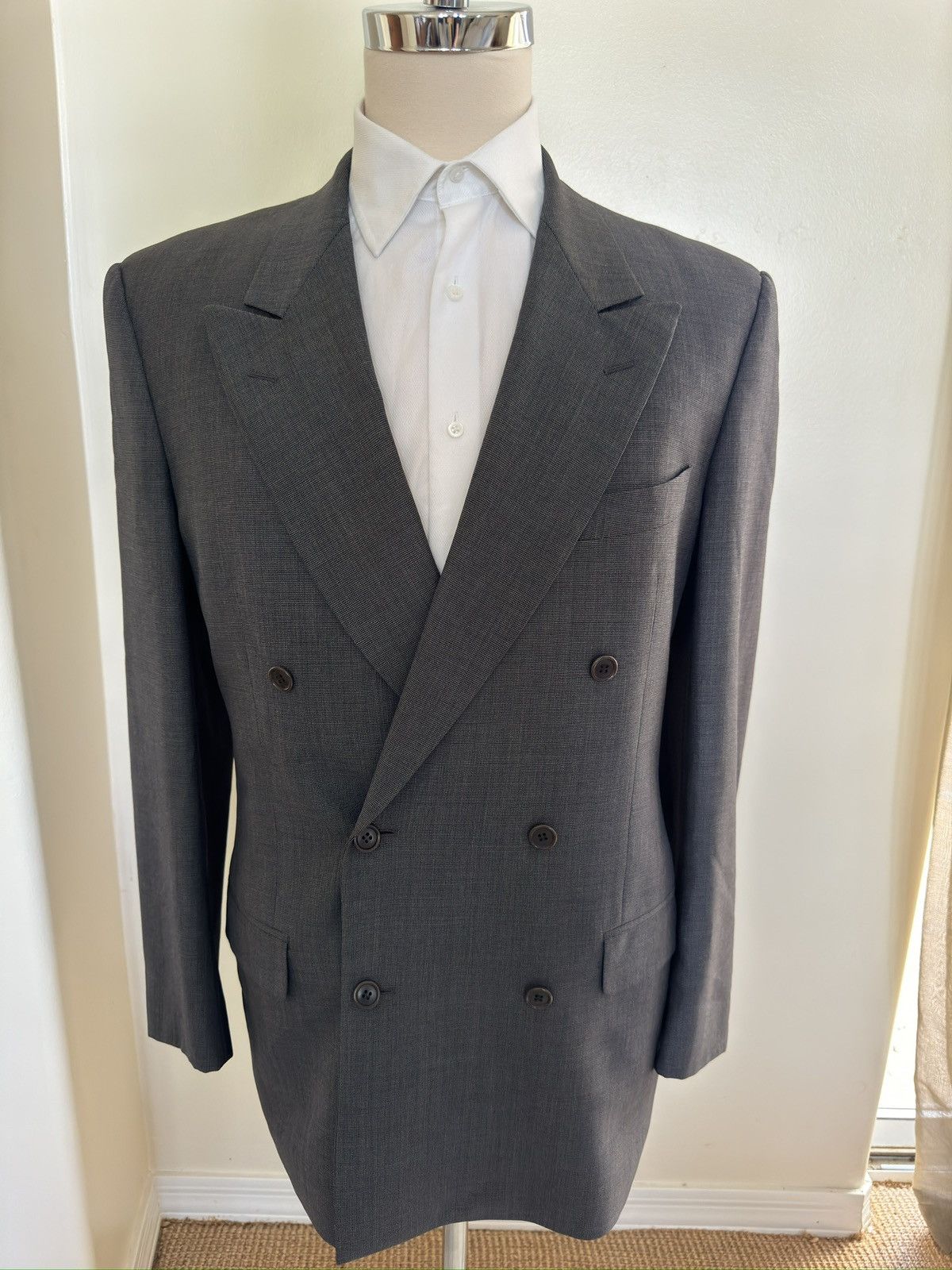Bergdorf Goodman × Valentino Valentino Made In Italy DB Peak Lapel Wool Suit in Grey 40L Size 40L - 2 Thumbnail