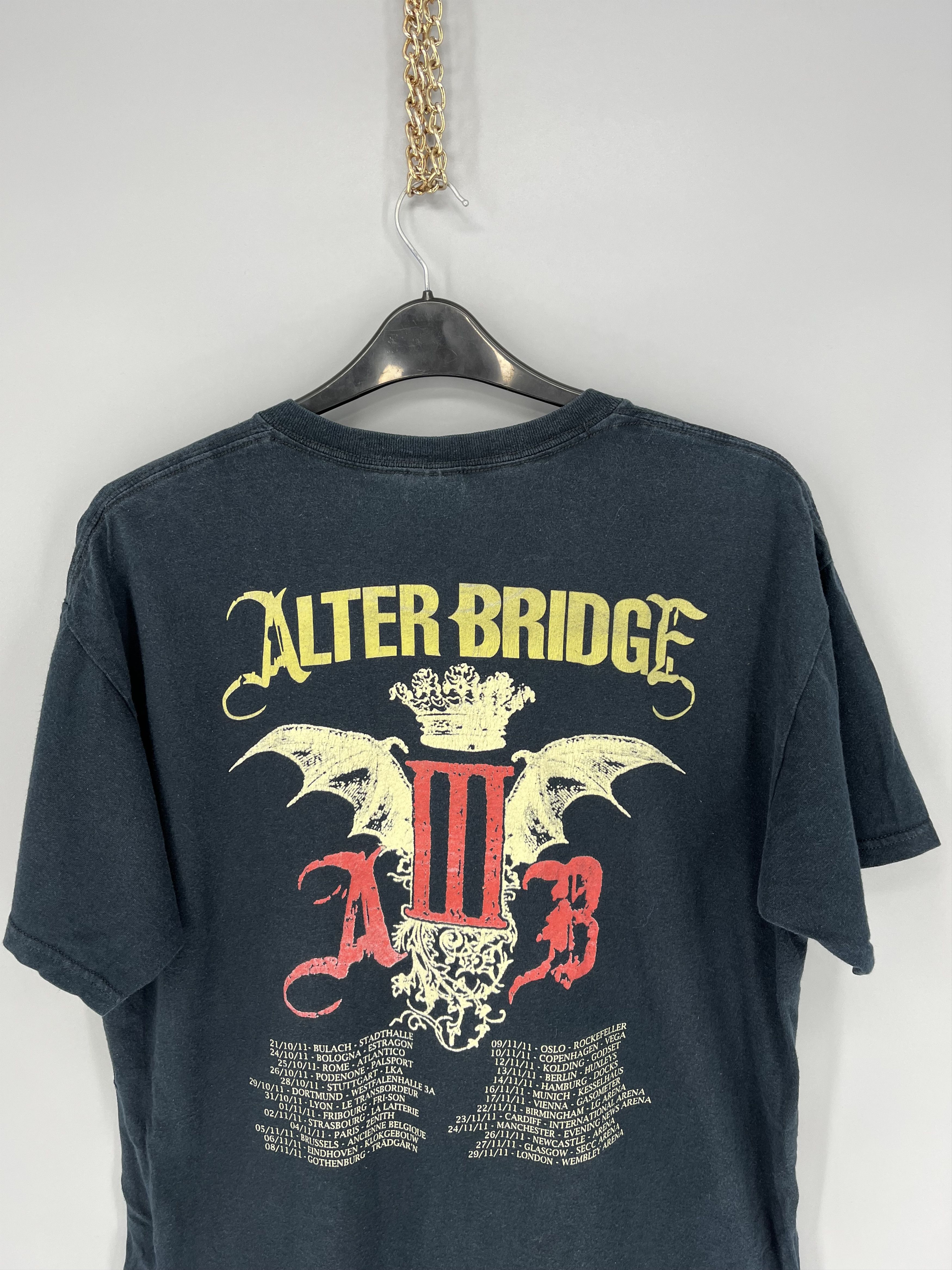 Band Tees Band tee tour Alter bridge blackbird australia Tour 2011 Size US L / EU 52-54 / 3 - 10 Thumbnail