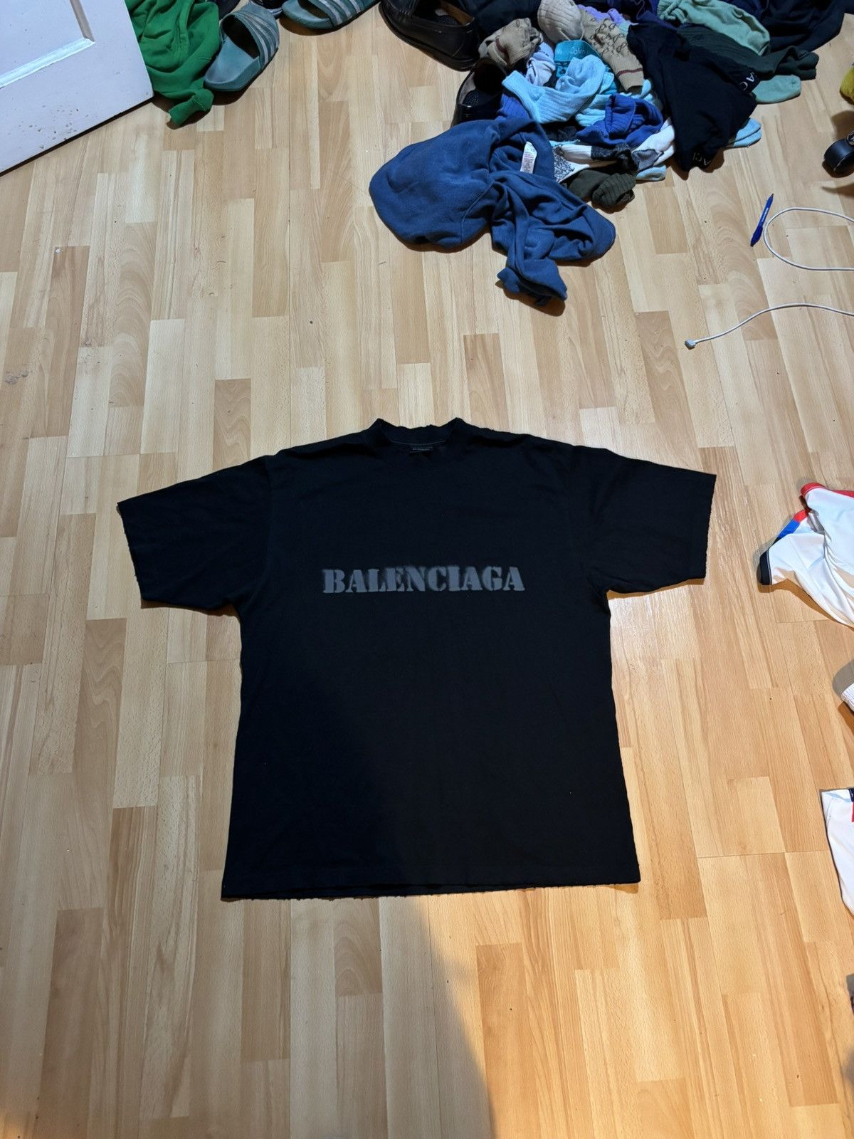 Balenciaga Balenciaga stencil t shirt Size US L / EU 52-54 / 3 - 3 Thumbnail
