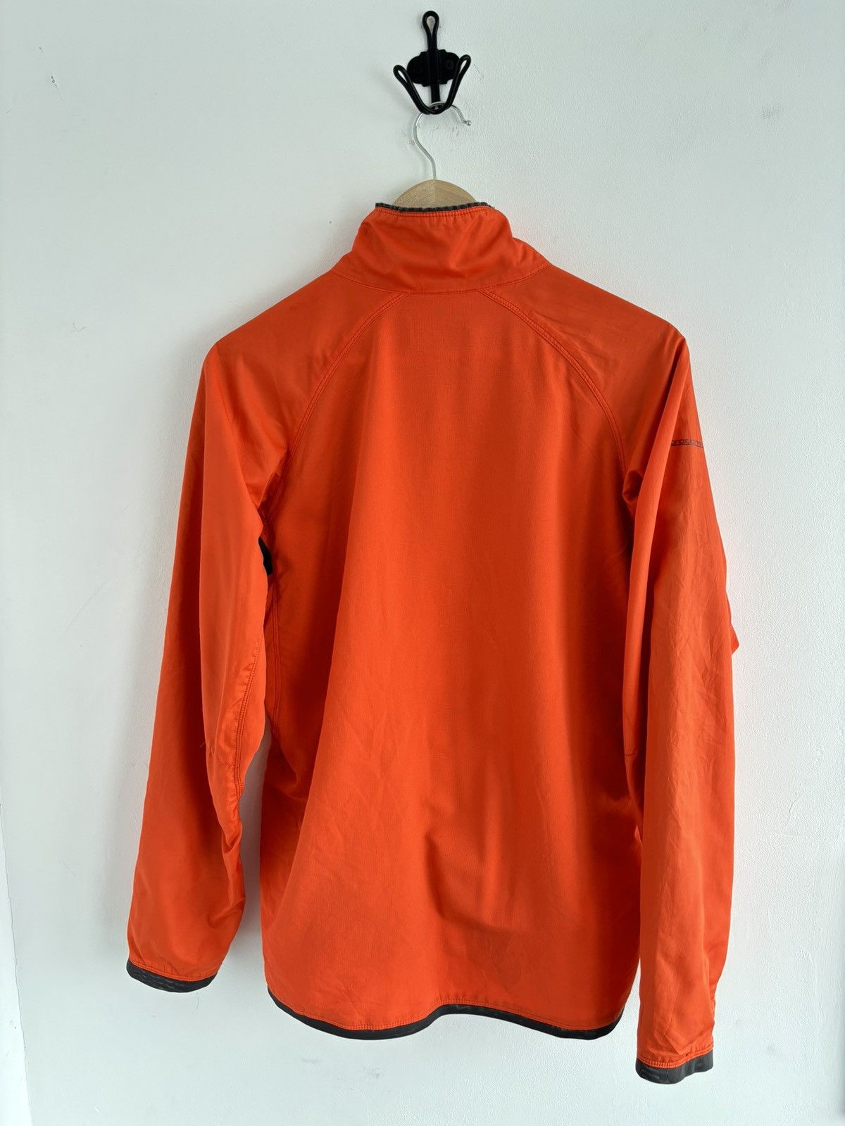 Nike ACG Nike ACG 00s Sphere Dry Orange Full Zip-Up Jacket Pockets Size US M / EU 48-50 / 2 - 2 Thumbnail