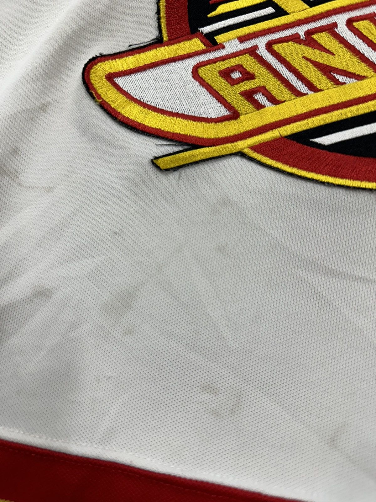 Ccm Vintage 90s CCM Vancouver Canucks Flying Skate Jersey Size US XS / EU 42 / 0 - 10 Thumbnail