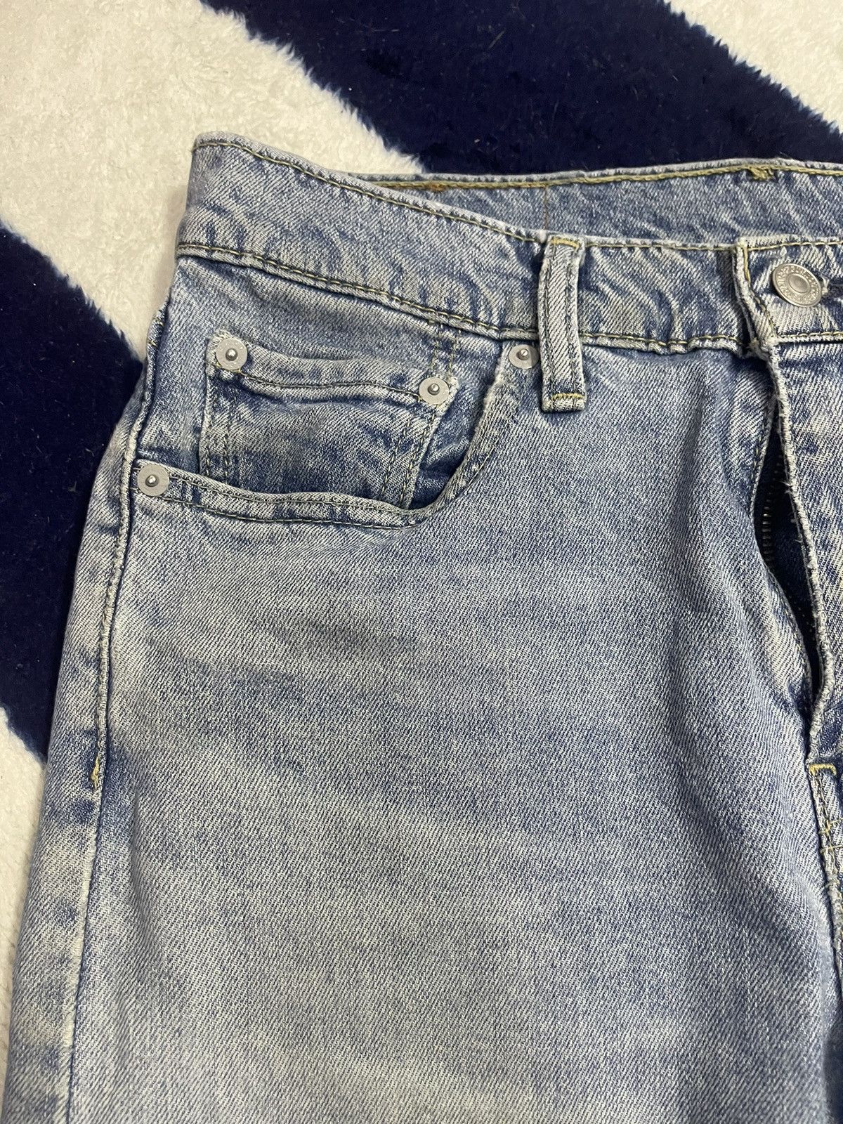 Levi's Levi’s Lot 502 Distressed Jeans (14) Size US 31 - 16 Thumbnail