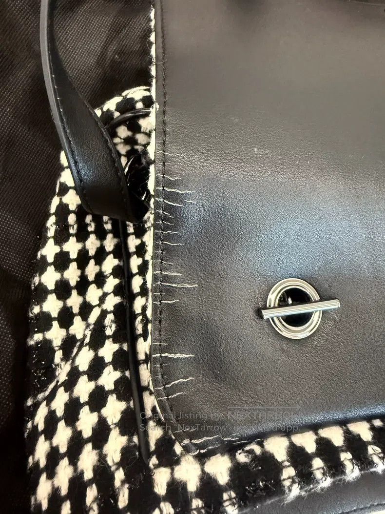 Vivienne Westwood Vivienne Westwood size os Badge black and white checkered b Size ONE SIZE - 5 Thumbnail