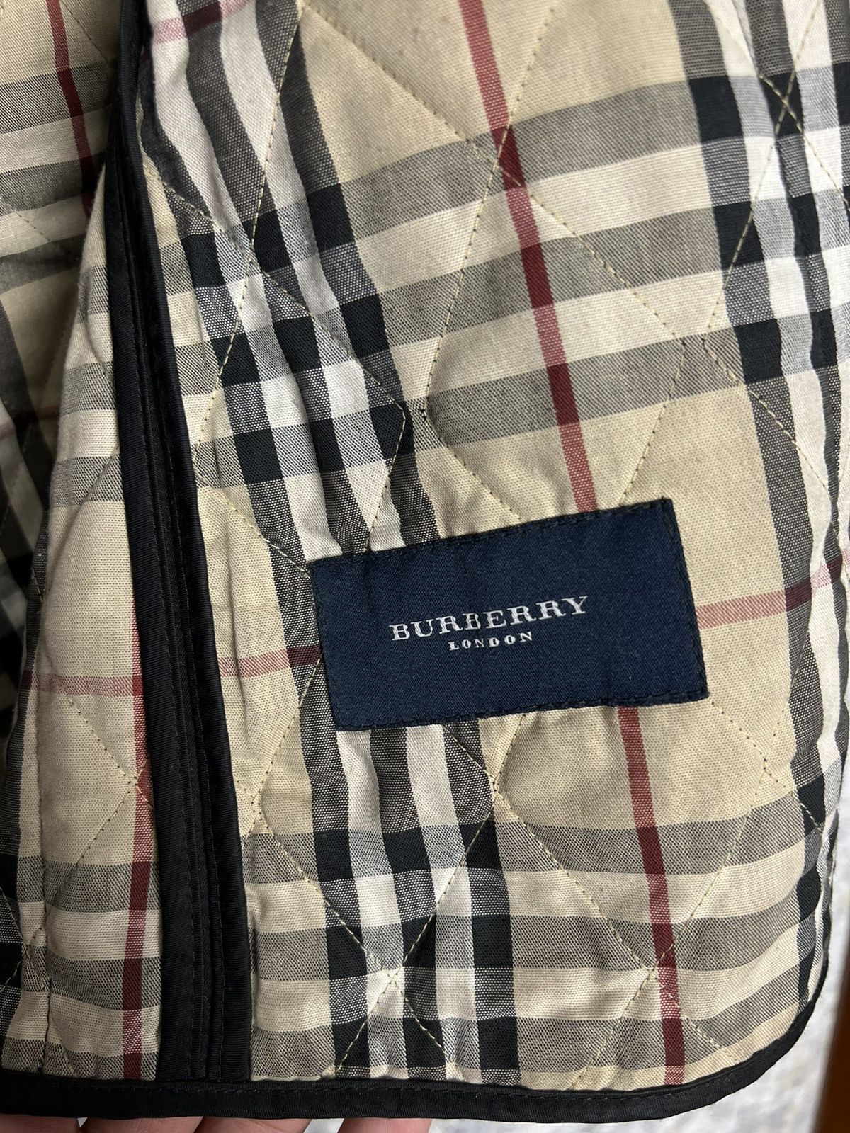 Burberry × Vintage Vintage Burberry London Quilted Coat Black Pattern Jacket Size S / US 4 / IT 40 - 6 Thumbnail