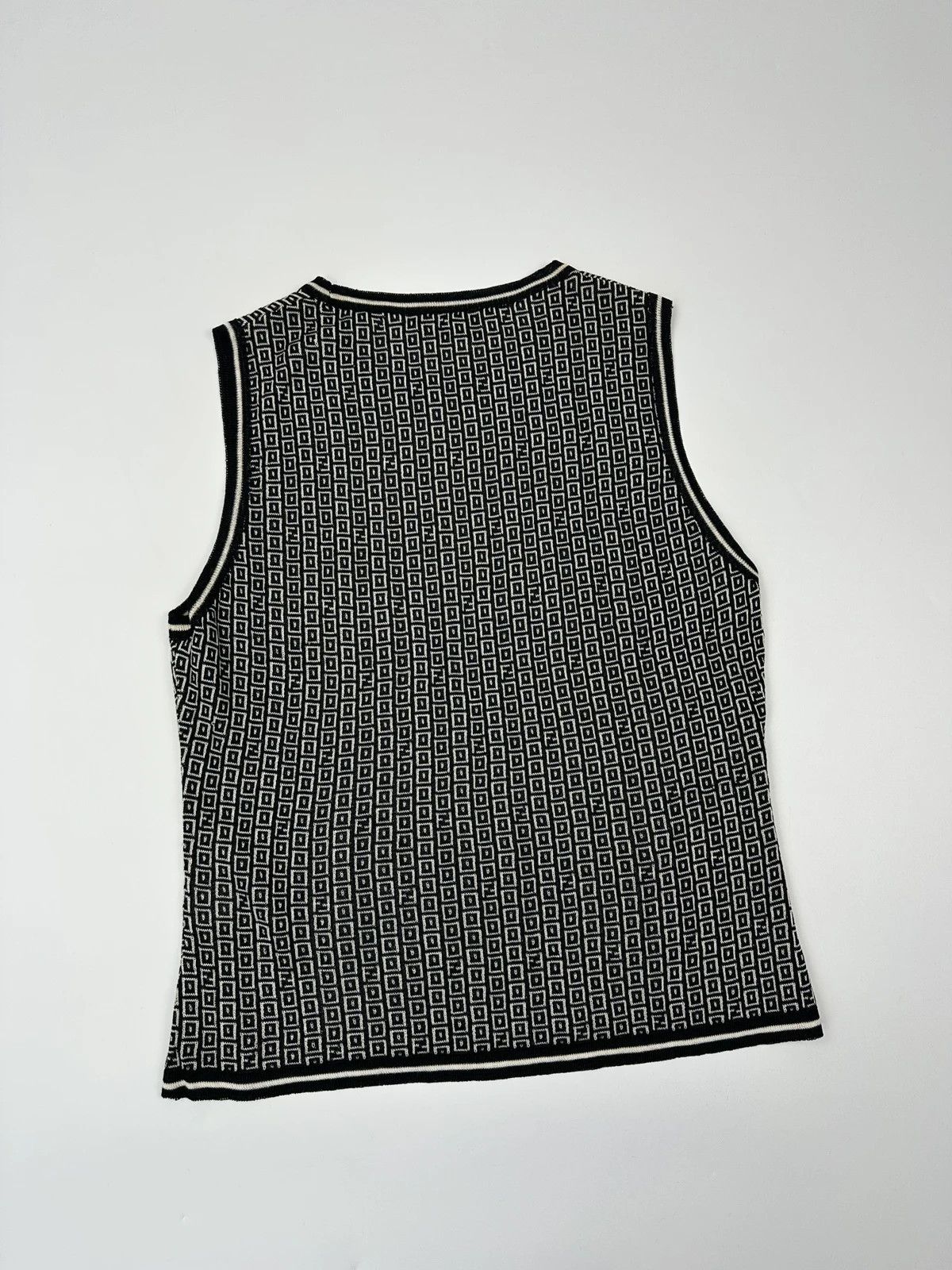 Fendi Fendi 90’s FF Monogram Black & White Knitted Vest Sweater Size M / US 6-8 / IT 42-44 - 4 Thumbnail