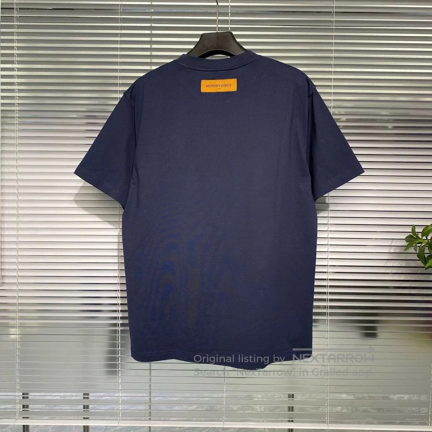 Louis Vuitton LV Short Sleeve T-shirt XL. Size US XL / EU 56 / 4 - 2 Thumbnail
