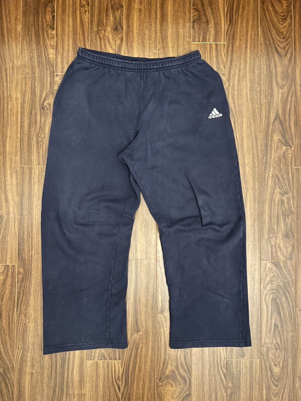 Adidas Vintage Y2K Baggy Fit Adidas Sweatpants Size US 32 / EU 48 - 1 Thumbnail