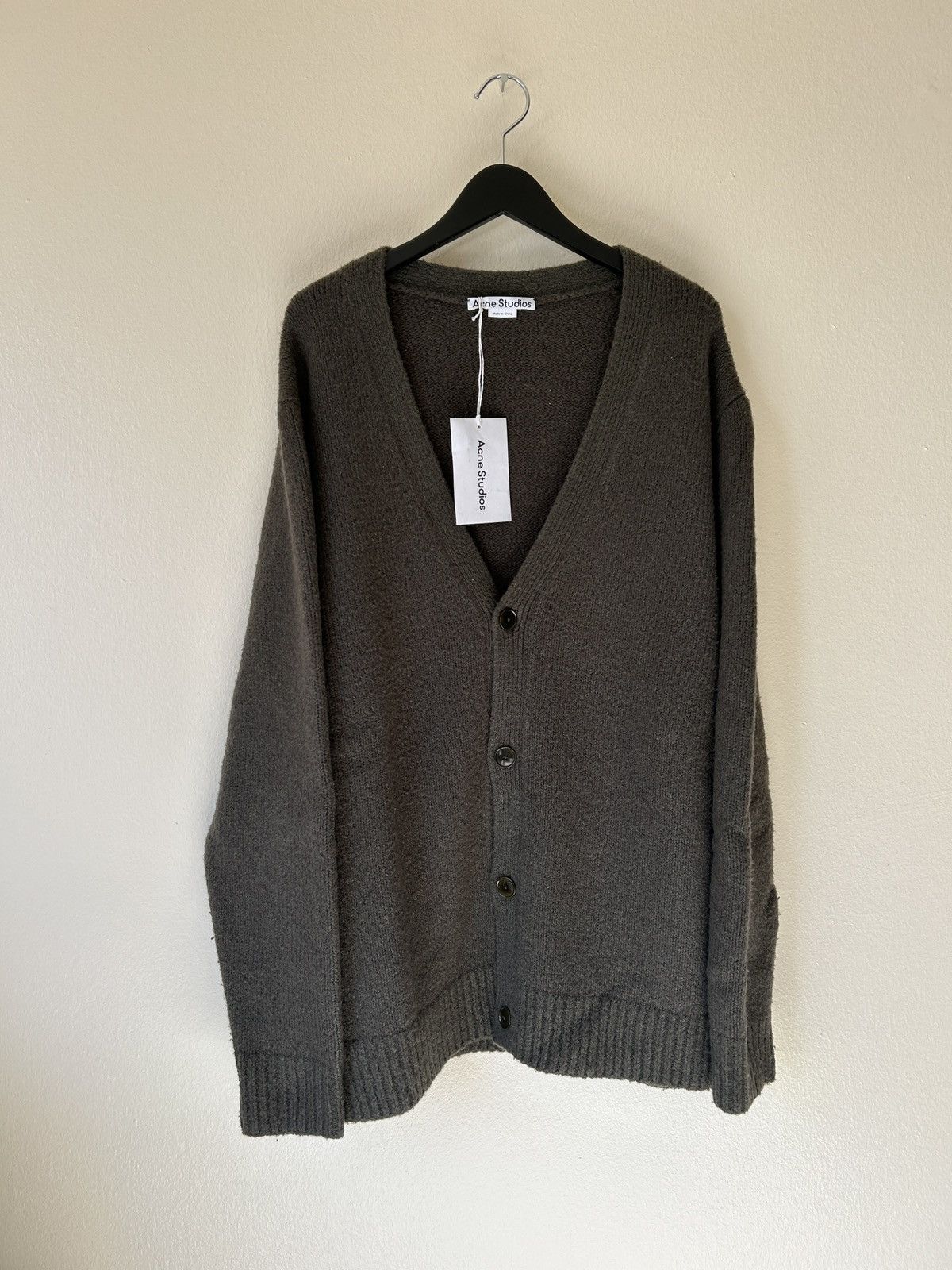 Acne Studios Acne Studios V-Neck Cardigan Size US L / EU 52-54 / 3 - 1 Thumbnail