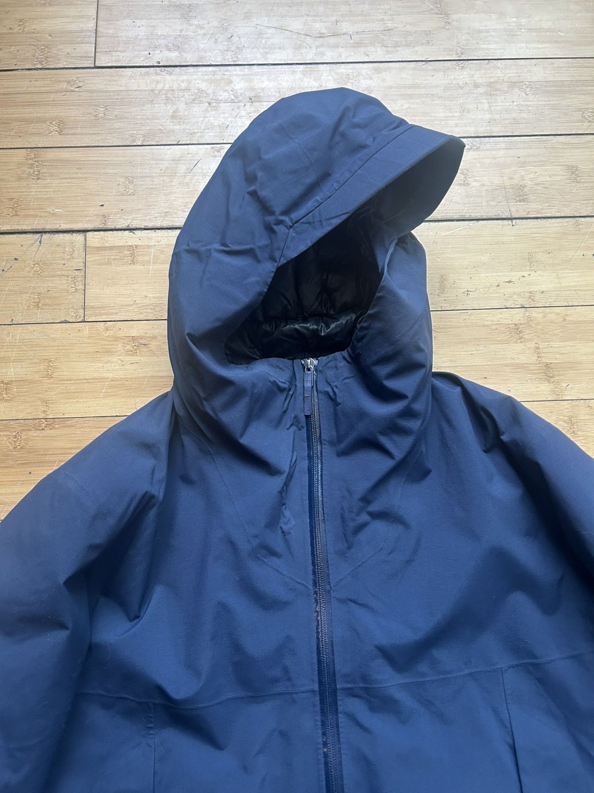 Arc'teryx Arc’teryx Veilance Monitor Down Coat Navy 2016 Size US M / EU 48-50 / 2 - 2 Thumbnail