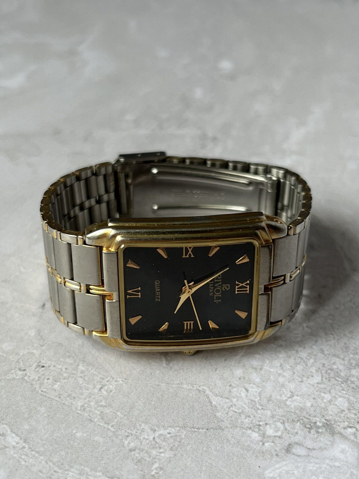 Japanese Brand × Vintage Rivoli Japan Classic Watch with Metal Bracelet Size ONE SIZE - 8 Thumbnail