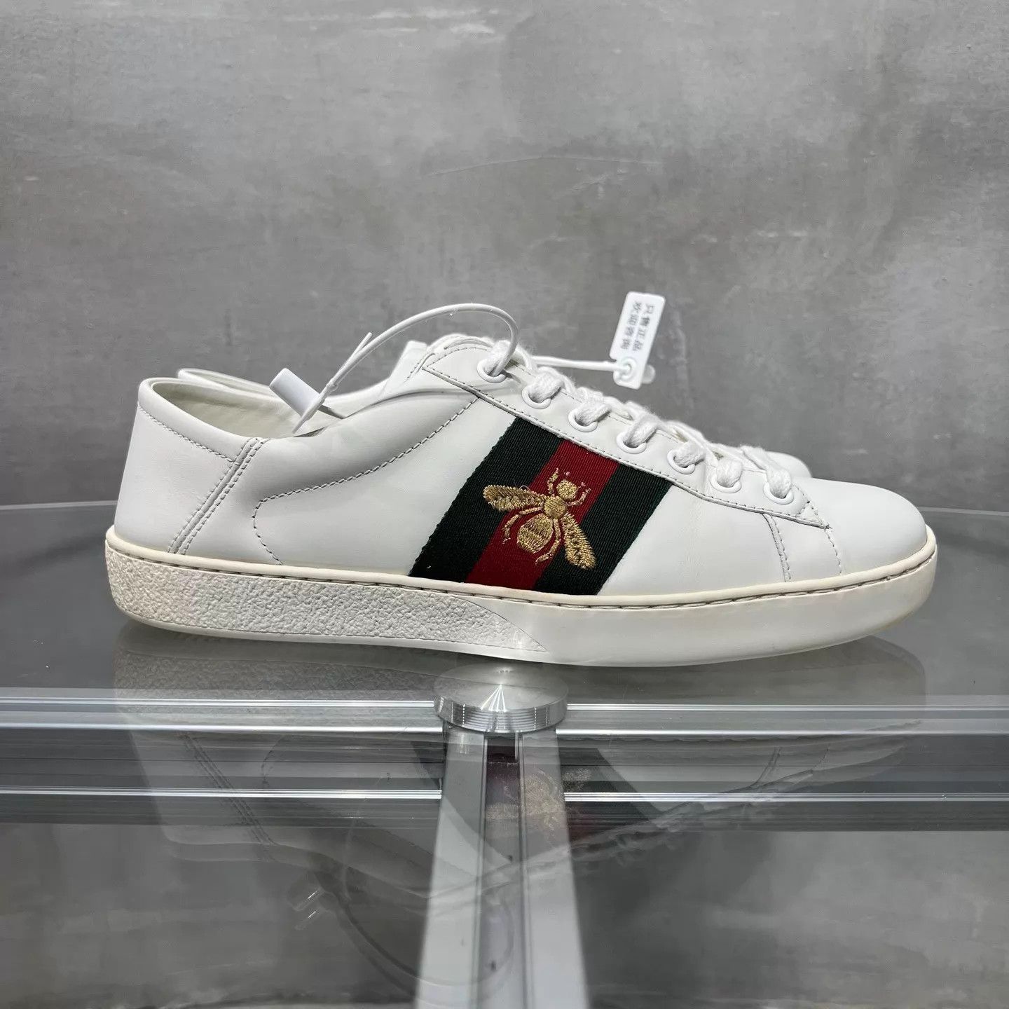 Gucci Gucci white bee sneaker 40.5 (Uk6.5) YH26927 Size US 7.5 / EU 40-41 - 4 Thumbnail