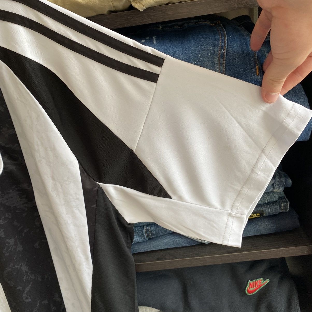 Adidas Mens Adidas FC Juventus 2024 Soccer Team jersey Size US XXL / EU 58 / 5 - 5 Thumbnail