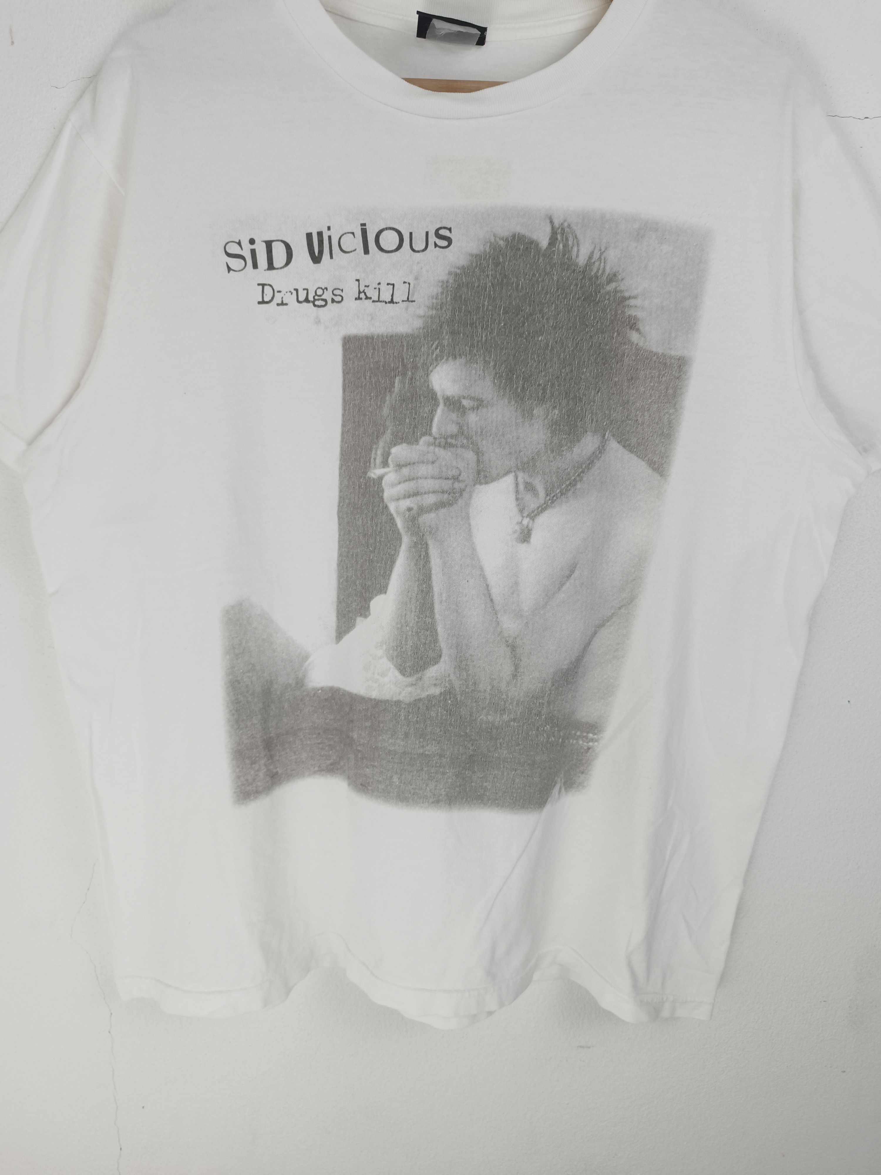 Band Tees VINTAGE 2000s SEX PISTOLS SID VICIOUS VIVIENNE PUNK CLASH Size US L / EU 52-54 / 3 - 11 Thumbnail