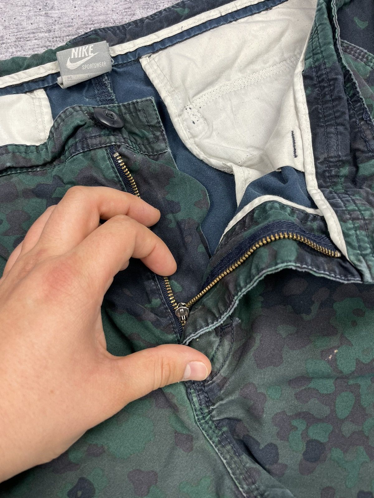 Nike Vintage Nike 90’s Y2K Style Drill Military Cargo Shorts Size US 34 / EU 50 - 13 Thumbnail