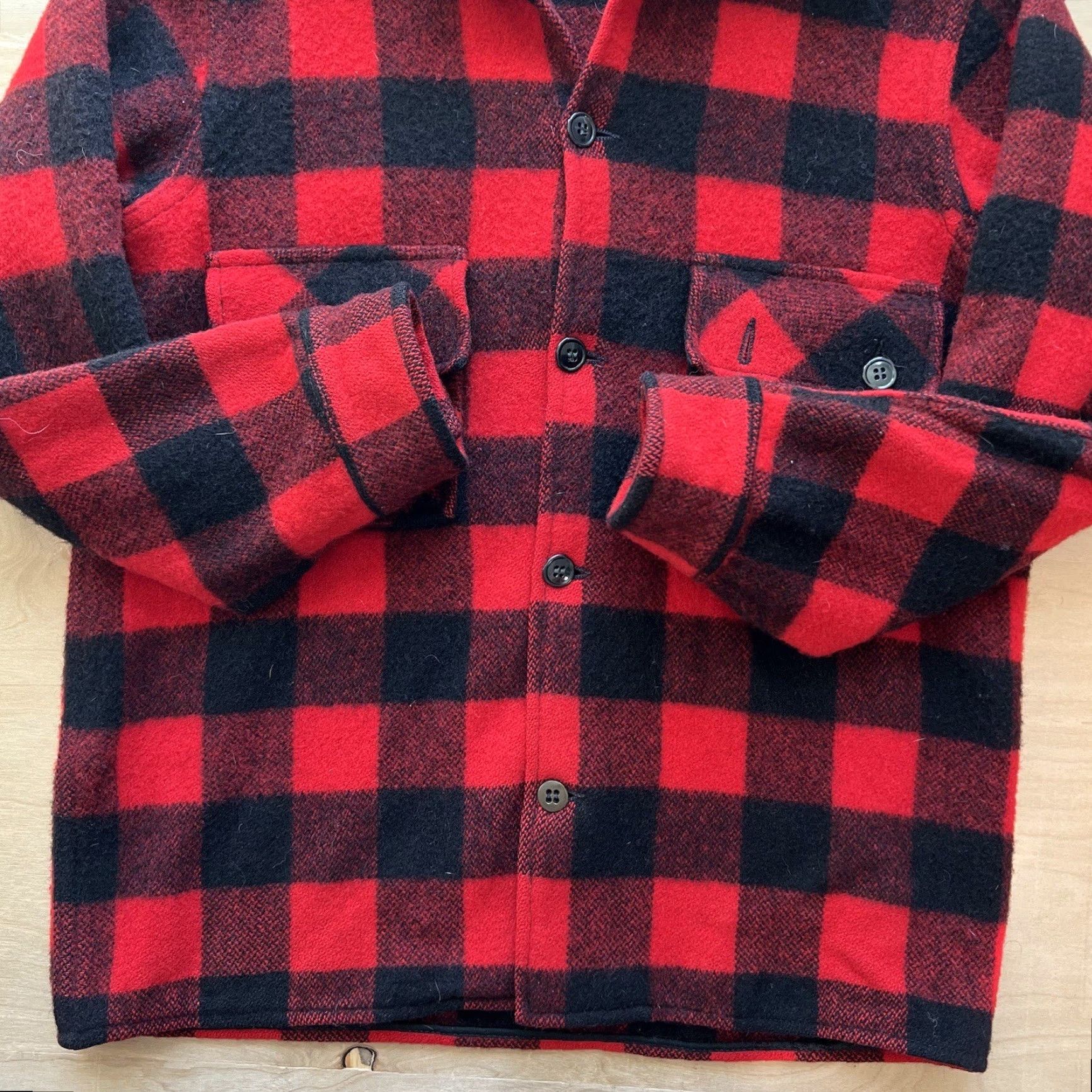 Vintage VINTAGE Fashion Wagon Heavy Wool Flannel Red Buffalo Plaid 70s Workwear Shirt M Mens Western Cowboy Button-Up Size US M / EU 48-50 / 2 - 4 Thumbnail