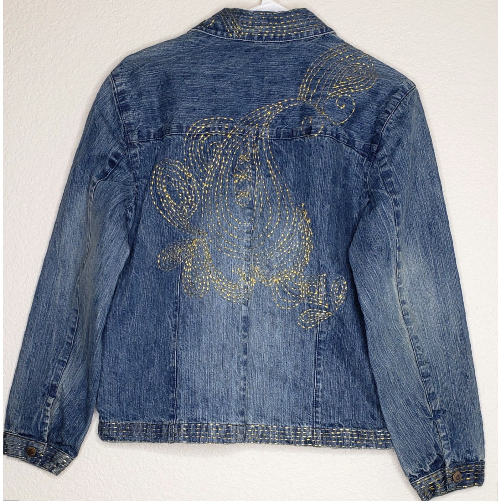 Vintage Chicos Jean Jacket Sz 1 Blue Denim Long Sleeve w/Gold Embroidery Full Zip Collar Size XS / US 0-2 / IT 36-38 - 4 Thumbnail