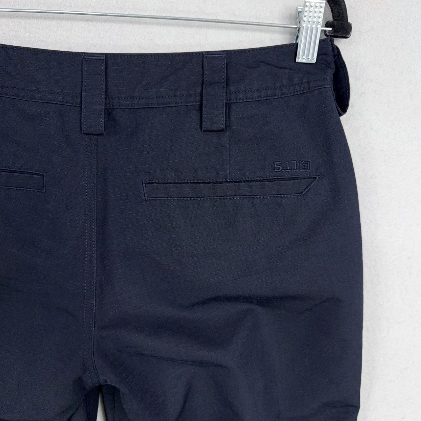 Vintage 5.11 Tactical Pants Womens 6 Blue Twill Straight Leg Workwear Cargo Pockets Womens, Regular Fit, Casual, Fall, 30 in Inseam Size 28" / US 6 / IT 42 - 6 Thumbnail