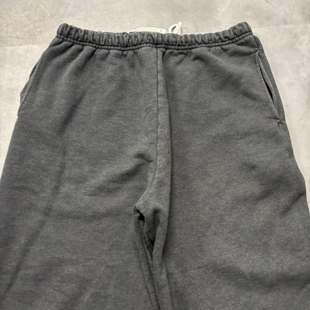 Russell Athletic × Vintage Crazy Vintage 90s Dark Grey Russell Essential Sweatpants! Size US 32 / EU 48 - 4 Thumbnail