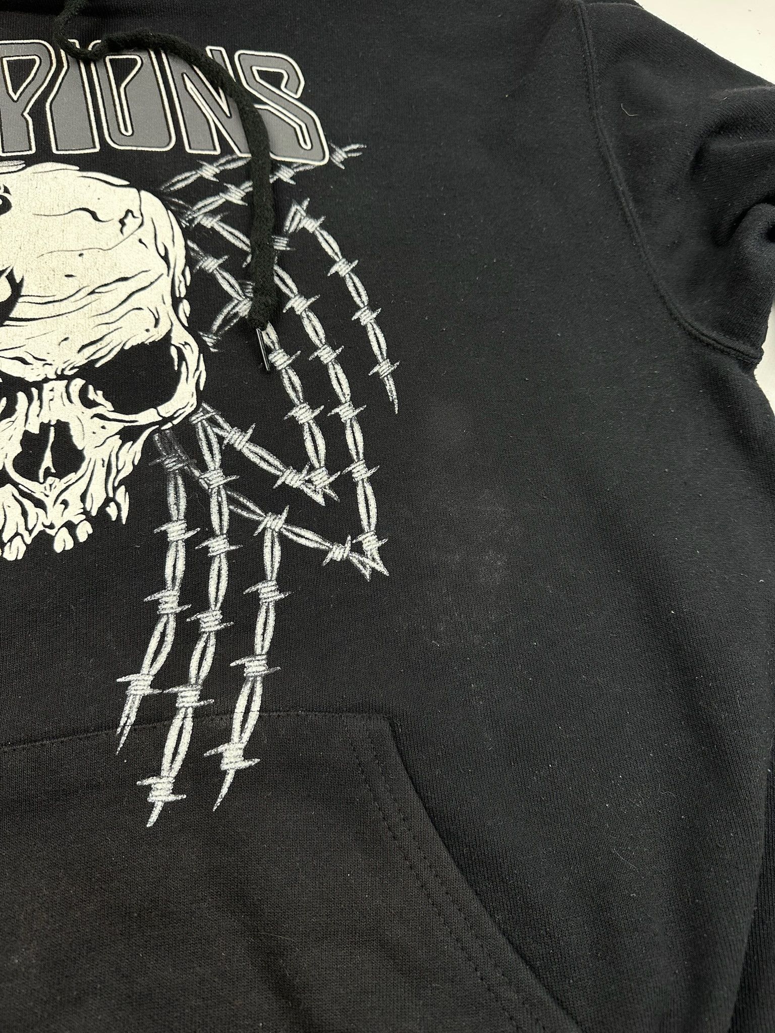 Band Tees Vintage Scorpions band hoodie barbed wire skull rave Size US XL / EU 56 / 4 - 4 Thumbnail