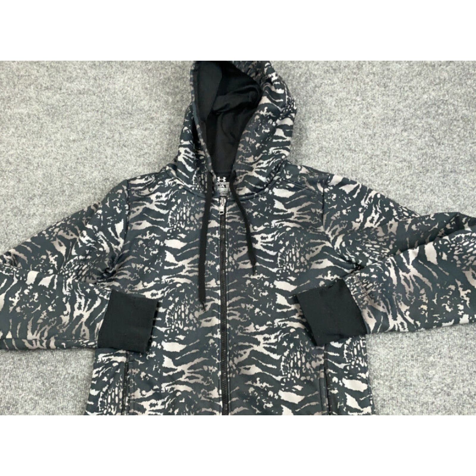 Under Armour Under Armour Hoodie Mens Medium Camo Full Zip Lightweight Multicolor Camouflage Pattern Regular Fit Sweatshirt/SH Long Sleeve Pirate? Size US M / EU 48-50 / 2 - 5 Thumbnail