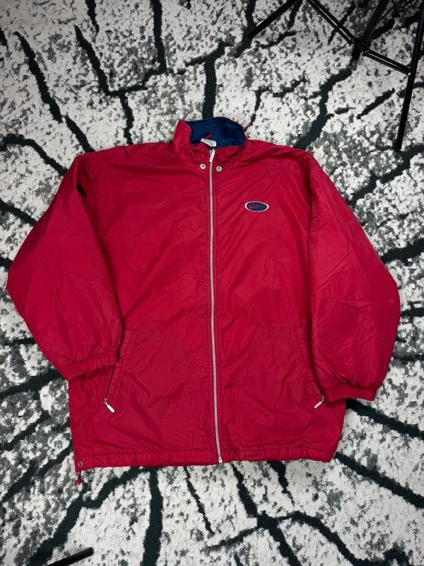 Nike Nike vintage down jacket red navy blue L swoosh Size US L / EU 52-54 / 3 - 1 Thumbnail