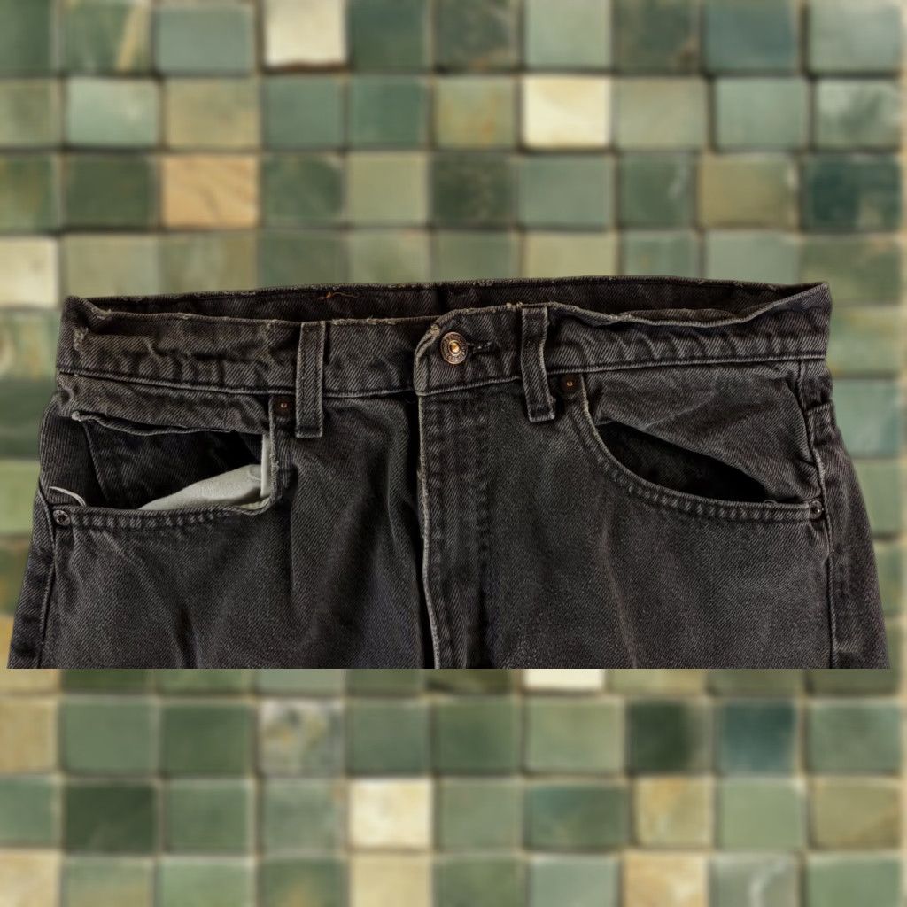 Levi's VINTAGE Levi's 505 Black Jeans Mens 32 Regular Inseam 29 Straight 80s 90s 33x30 (32x29 Actual) Size US 32 / EU 48 - 1 Thumbnail