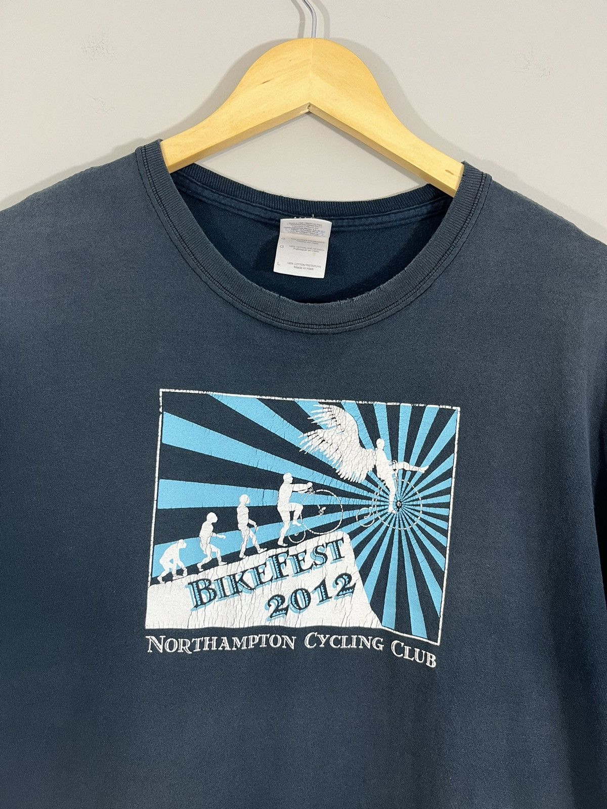 Other Thrashed Sun Faded Distressed Navy Tee Size US L / EU 52-54 / 3 - 2 Thumbnail