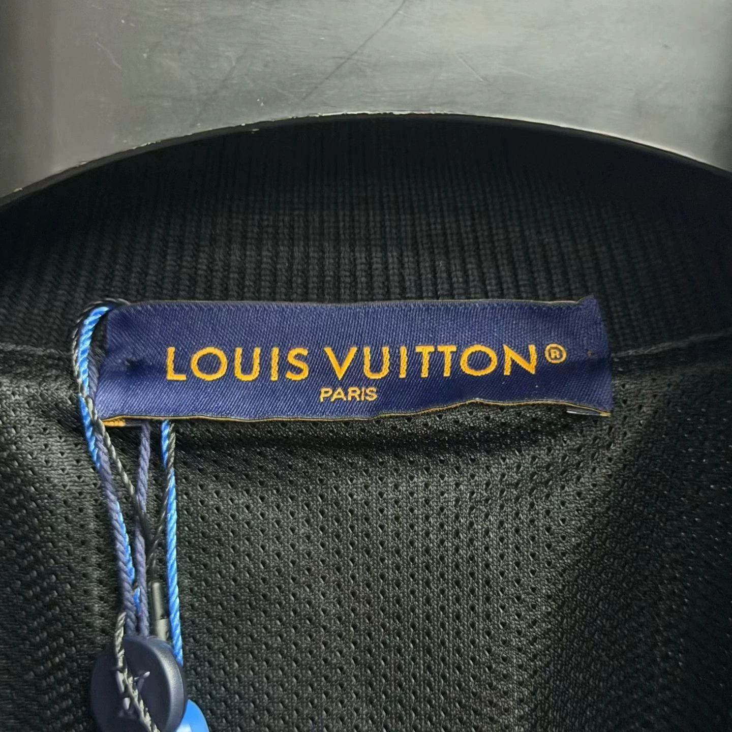Louis Vuitton louis vuitton blue black zip jacket Size US L / EU 52-54 / 3 - 2 Thumbnail