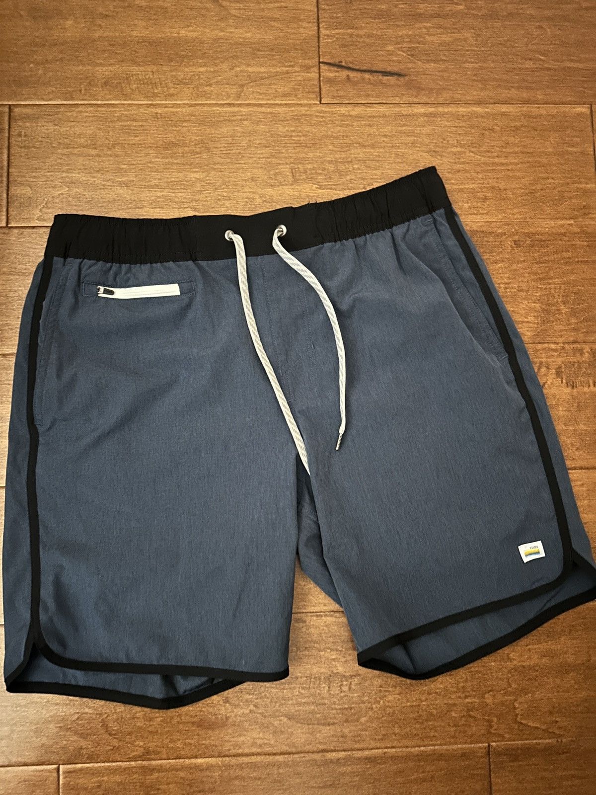 Vuori Viuori men’s board shorts Size US 32 / EU 48 - 1 Preview