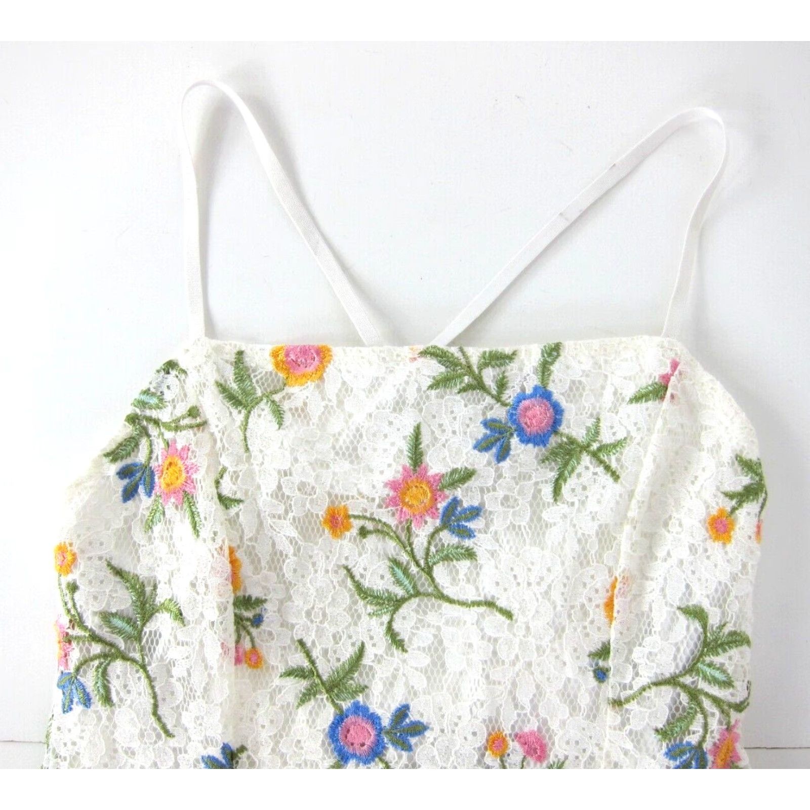 Forever 21 FOREVER 21 Slip Dress NWT Floral Lace White Pink Green M Dress Women Size M / US 6-8 / IT 42-44 - 3 Thumbnail