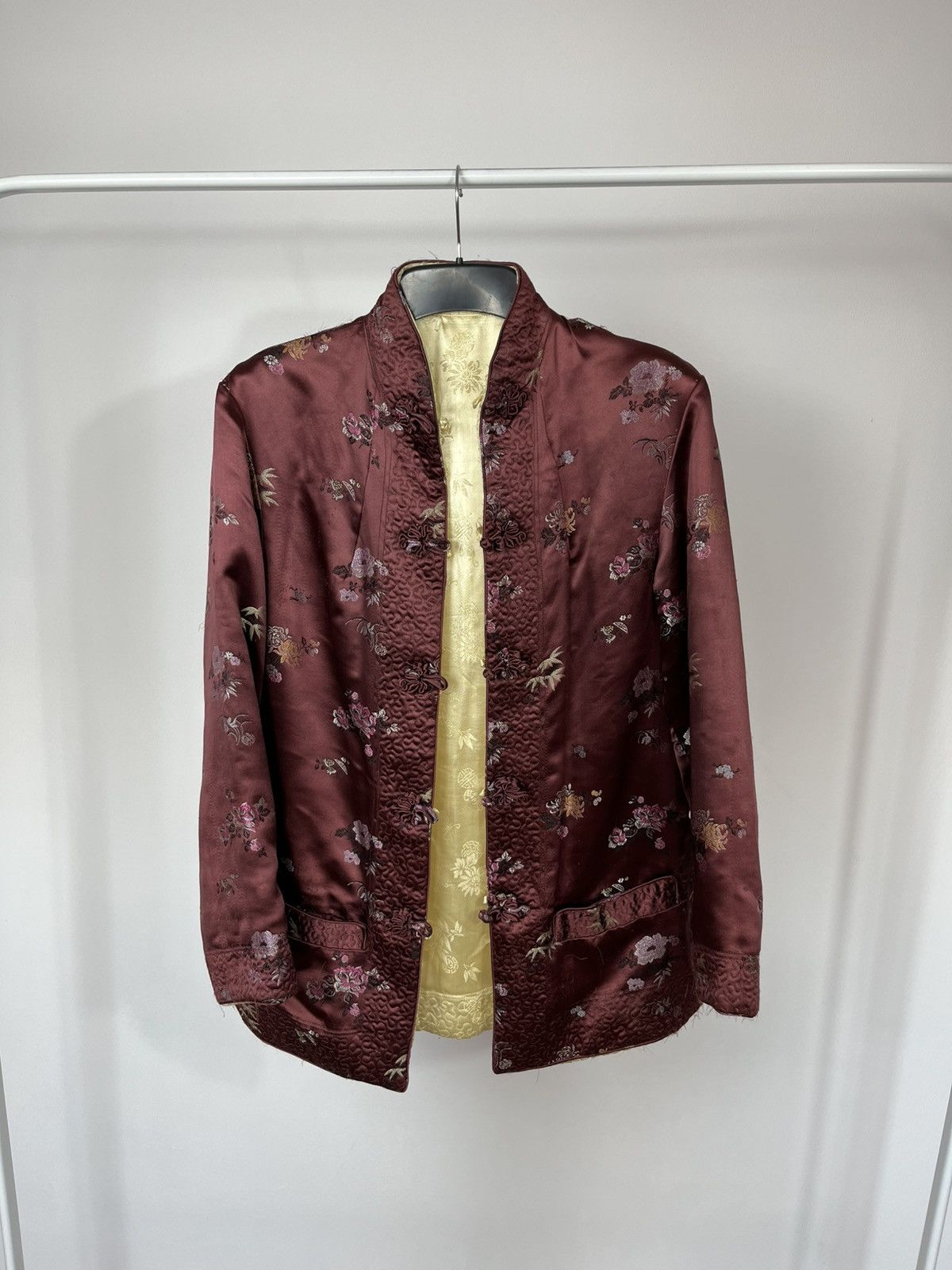 Shanghai Tang Vintage Chinese Silk Jacket Shanghai Floral Traditional S Size S / US 4 / IT 40 - 1 Thumbnail