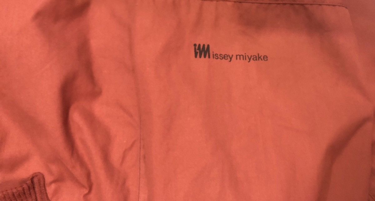 Issey Miyake × Vintage Vintage Issey Miyake Squirrel Hidden Button Long Jacket Size US M / EU 48-50 / 2 - 8 Thumbnail