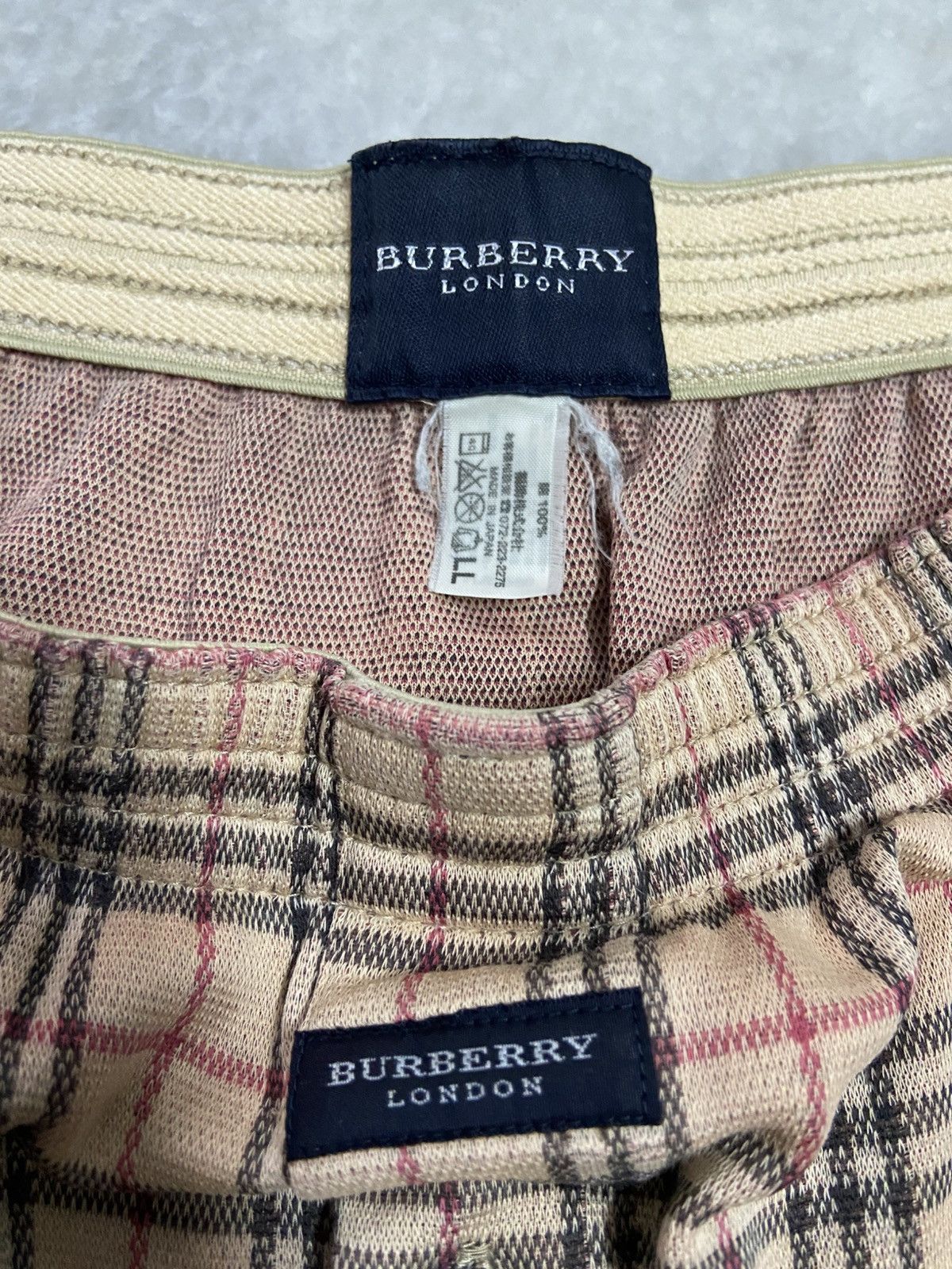 Burberry Vintage Burberry London Nova Check Shorts/Burberry Boxers Size US 32 / EU 48 - 4 Thumbnail