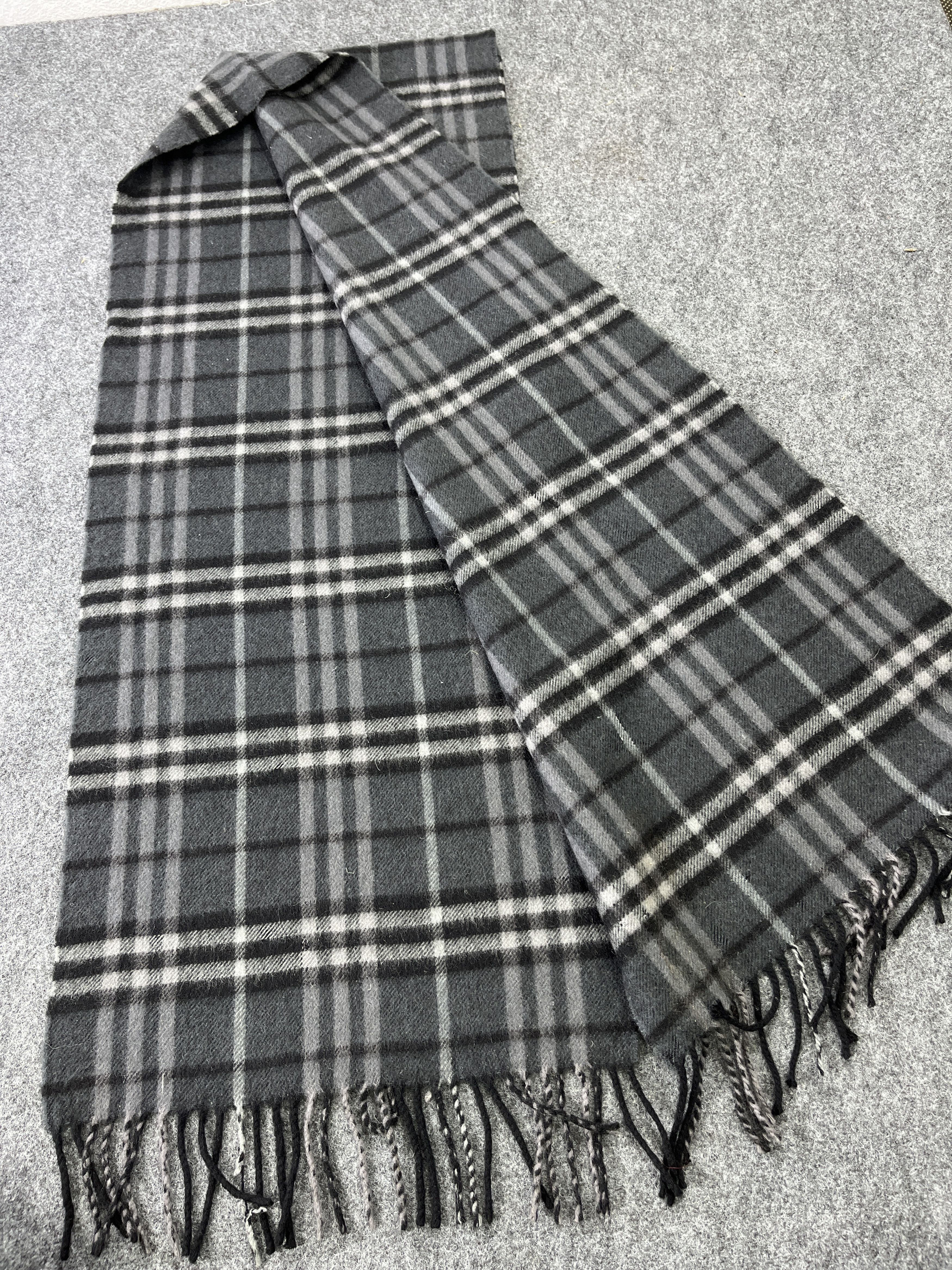 Burberry × Vintage Burberry Scarf / Muffler / Neckwear T114 Size ONE SIZE - 3 Thumbnail