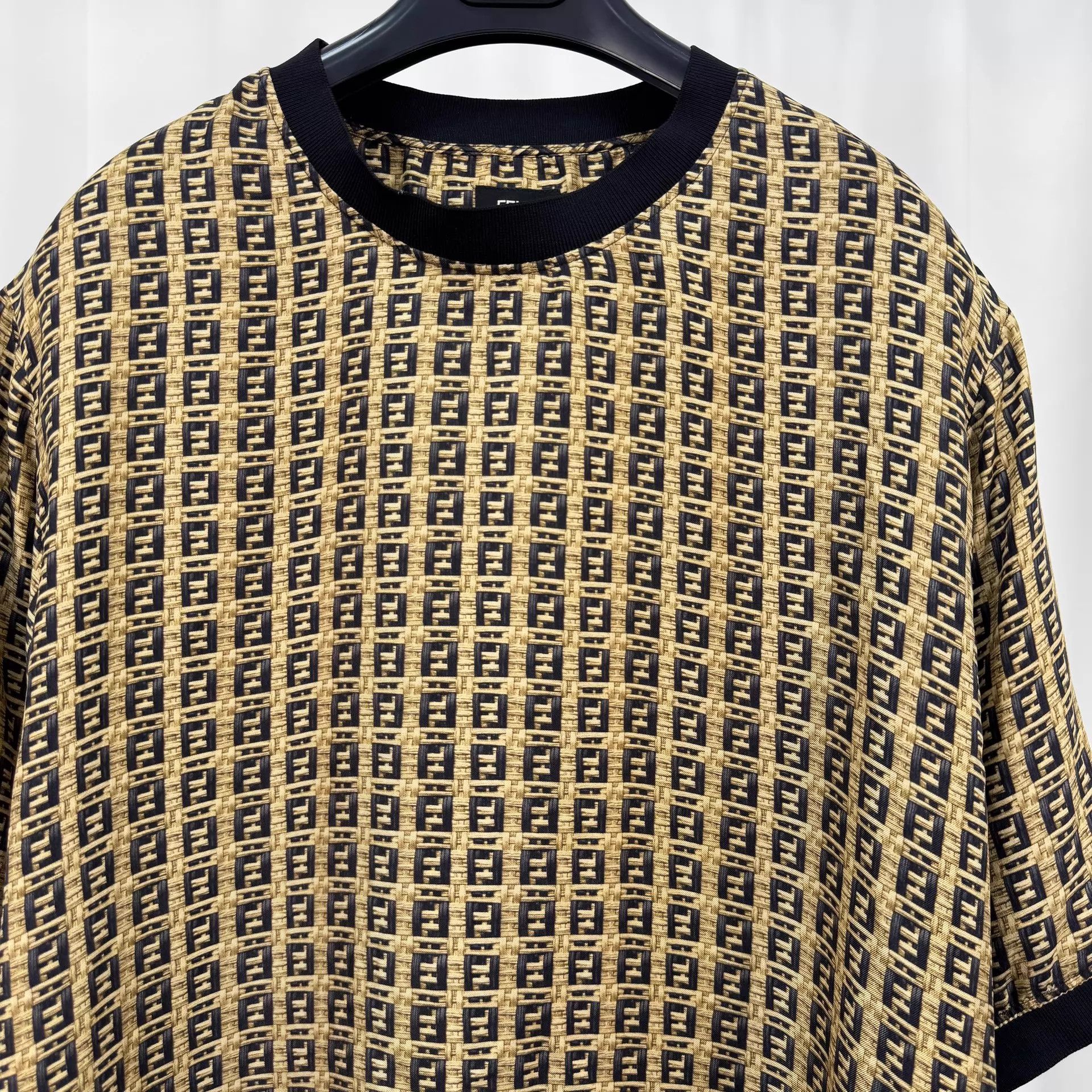 Fendi Fendi Silk FF Allover Print Short Sleeve XL 99 New Size US XL / EU 56 / 4 - 3 Thumbnail