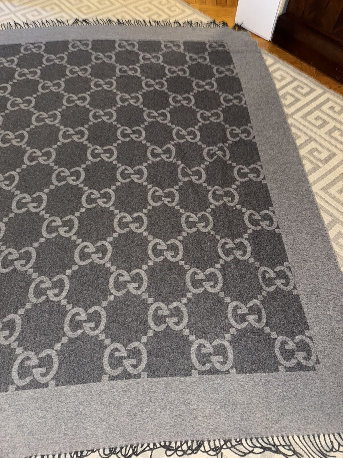 Gucci Gucci Scarf / Throw Size ONE SIZE - 5 Thumbnail