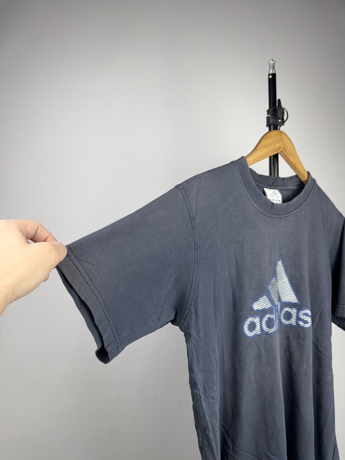 Adidas Vintage 00s Y2K Retro Adidas Logo T-Shirt Blue Men’s M Size US M / EU 48-50 / 2 - 7 Thumbnail