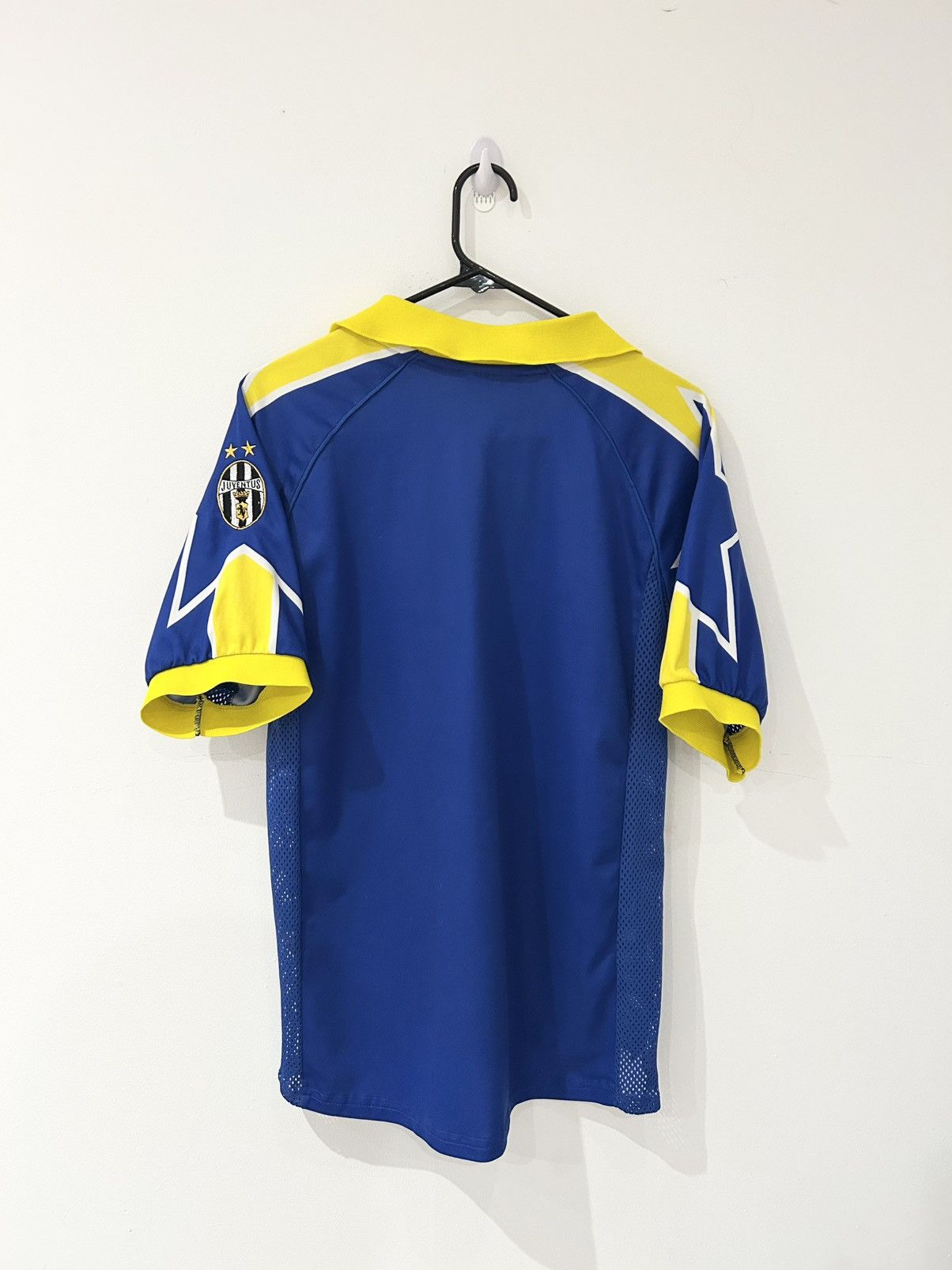 Kappa × Vintage Juventus 1997/98 away Size US S / EU 44-46 / 1 - 2 Thumbnail