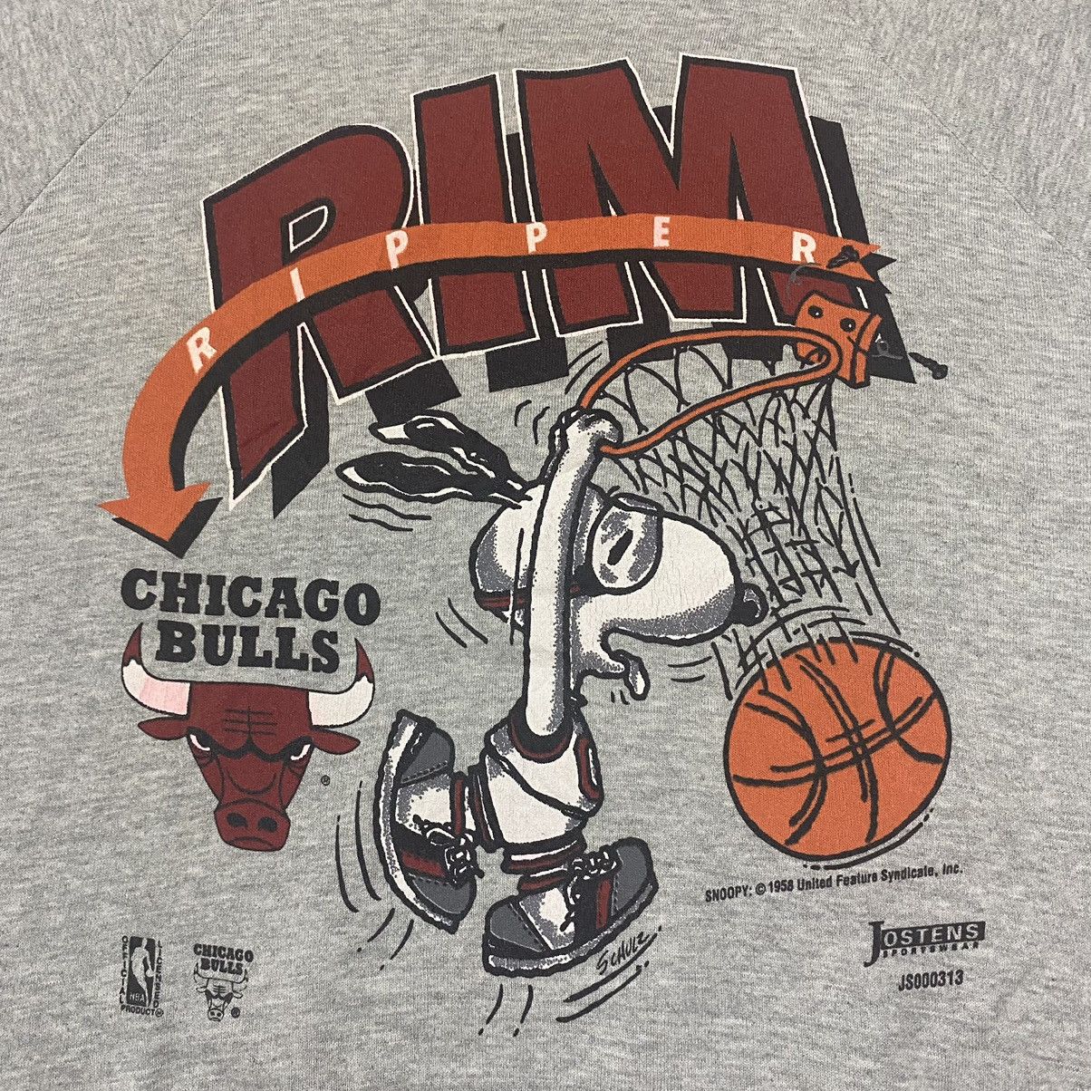 NBA ©Jostens Rim Ripper Snoopy x NBA Chicago Bulls Crewneck Size US L / EU 52-54 / 3 - 2 Thumbnail