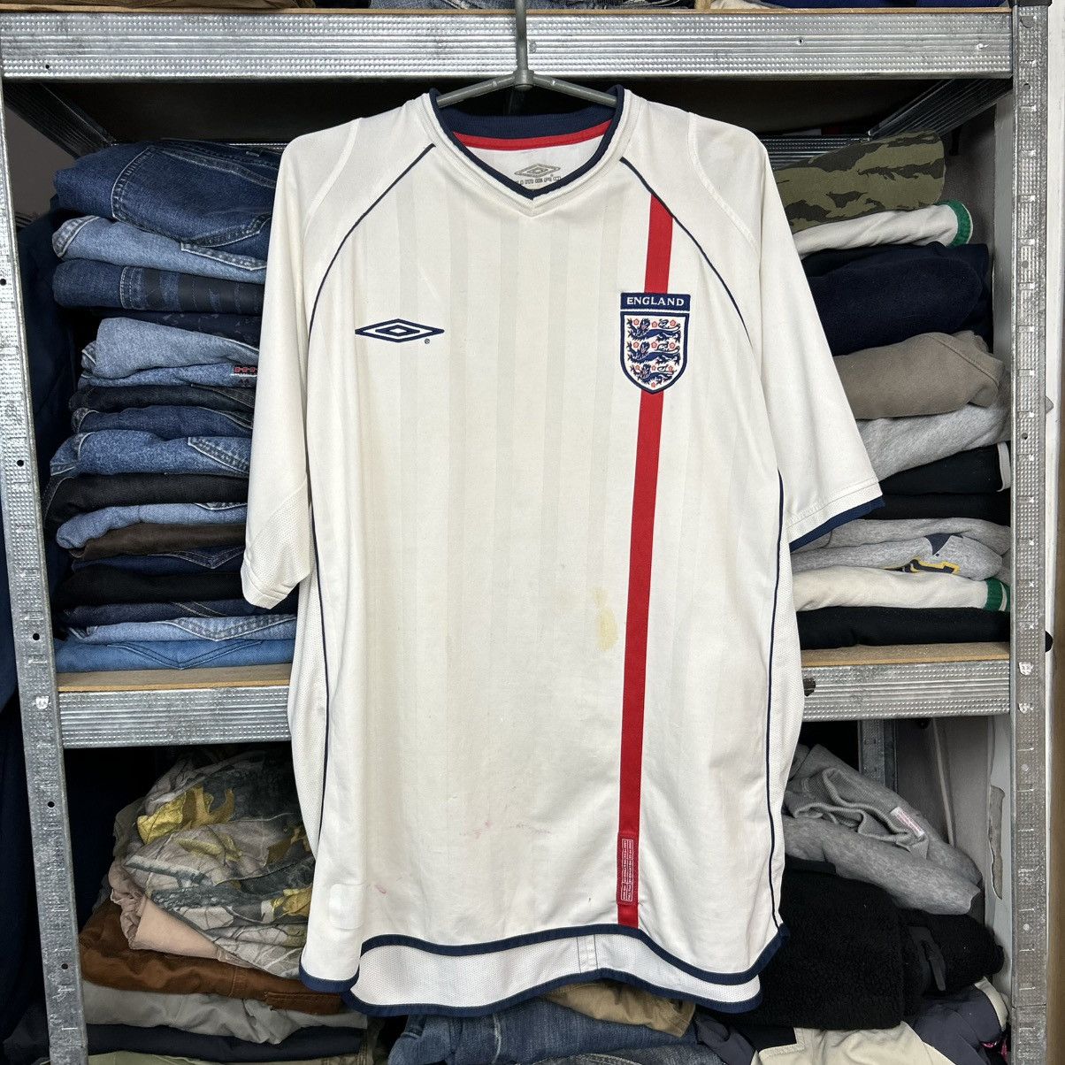 Umbro Vintage Umbro England 2001 Home Soccer jersey size XL Size US XL / EU 56 / 4 - 1 Thumbnail