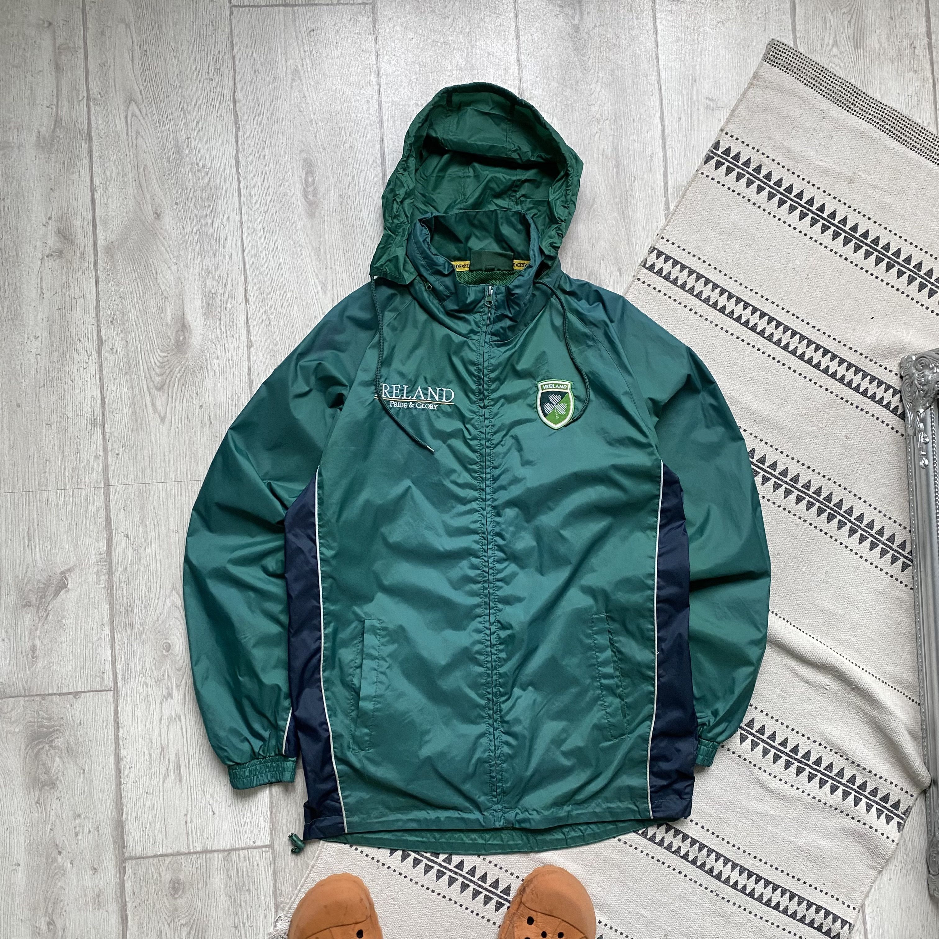 Canterbury of New Zealand ☘️Vintage Faded Ireland Rugby nylon jacket light Windbreaker Size US M / EU 48-50 / 2 - 4 Thumbnail