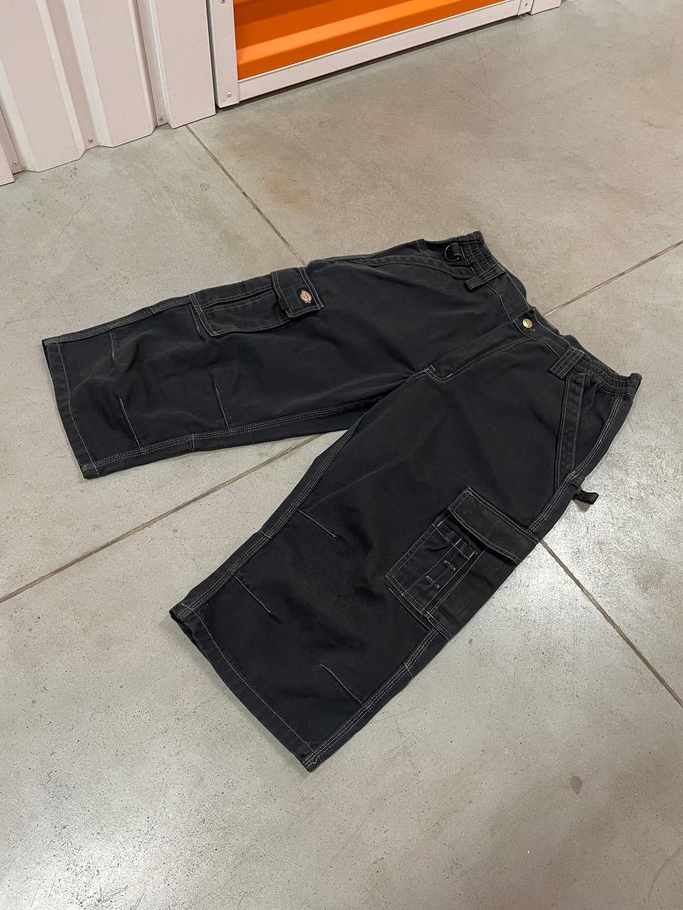 Dickies Vintage Dickies Cargo Shorts Bermuda Workwear Size US 34 / EU 50 - 2 Thumbnail