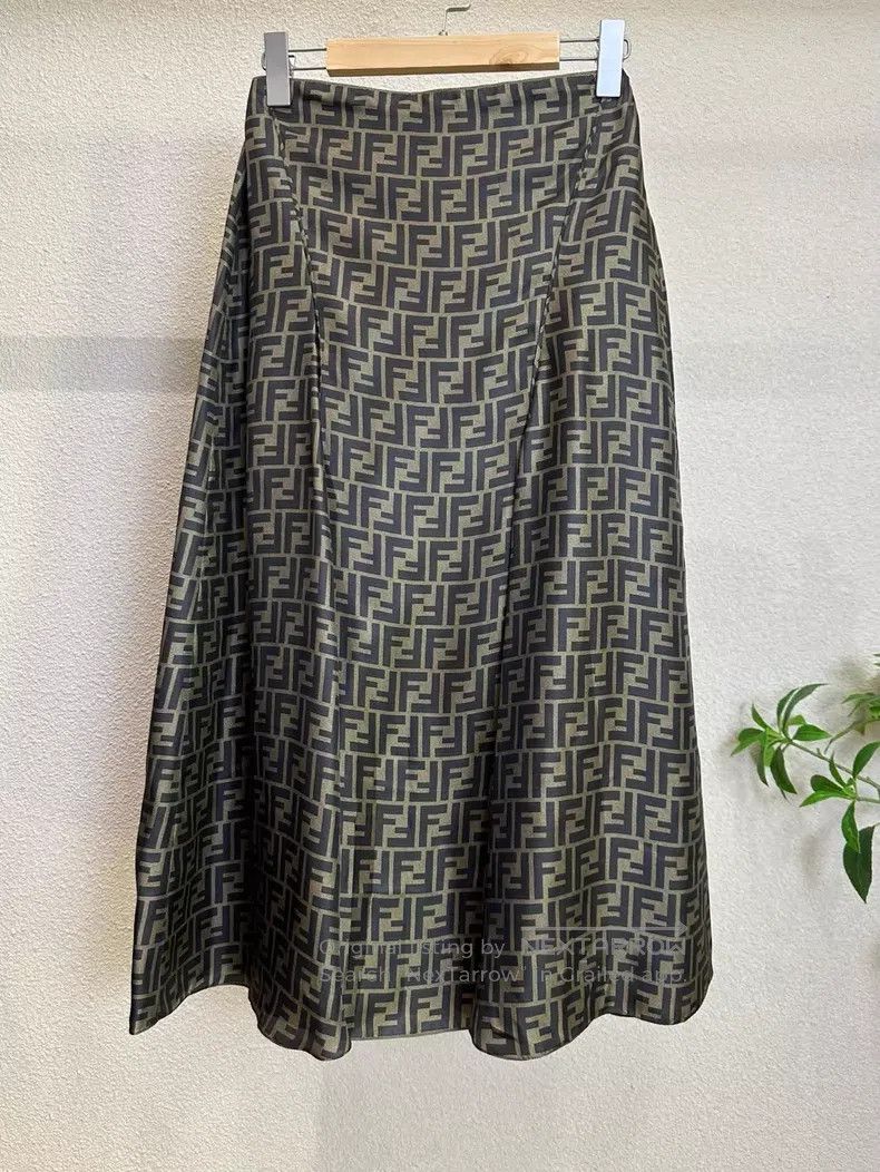 Fendi Fendi Classic Monogram Printed Silk Half Skirt Size 25" / US 0 / IT 36 - 1 Thumbnail
