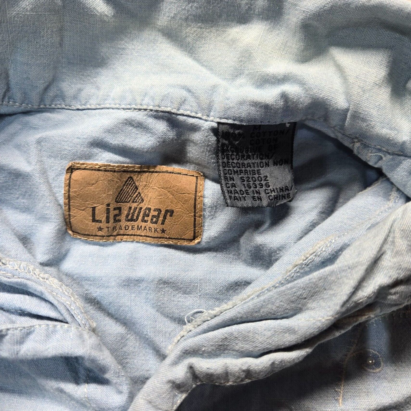 Liz Claiborne Liz Claiborne Lizwear Blue Gems Western Button-Up Shirt Adult Women M Blue Shirt Womens M Western Gem Lizwear Liz Claiborne Size M / US 6-8 / IT 42-44 - 2 Thumbnail
